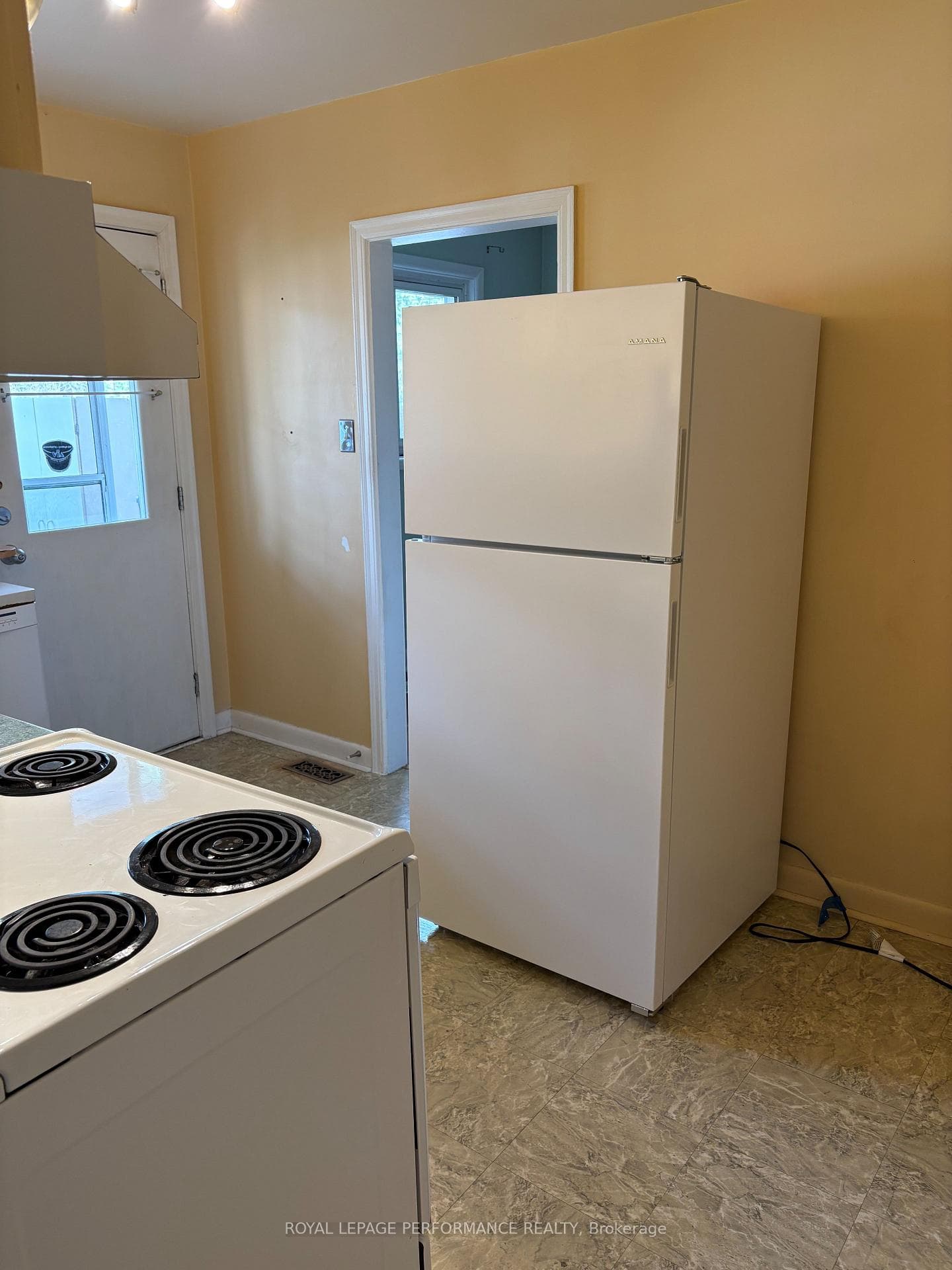 Main floor kitchen