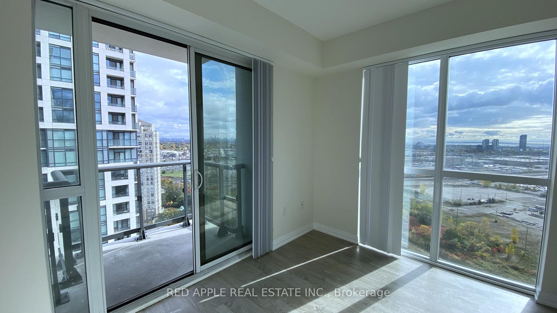 50 Thomas Riley Road Unit 1802 photo 12