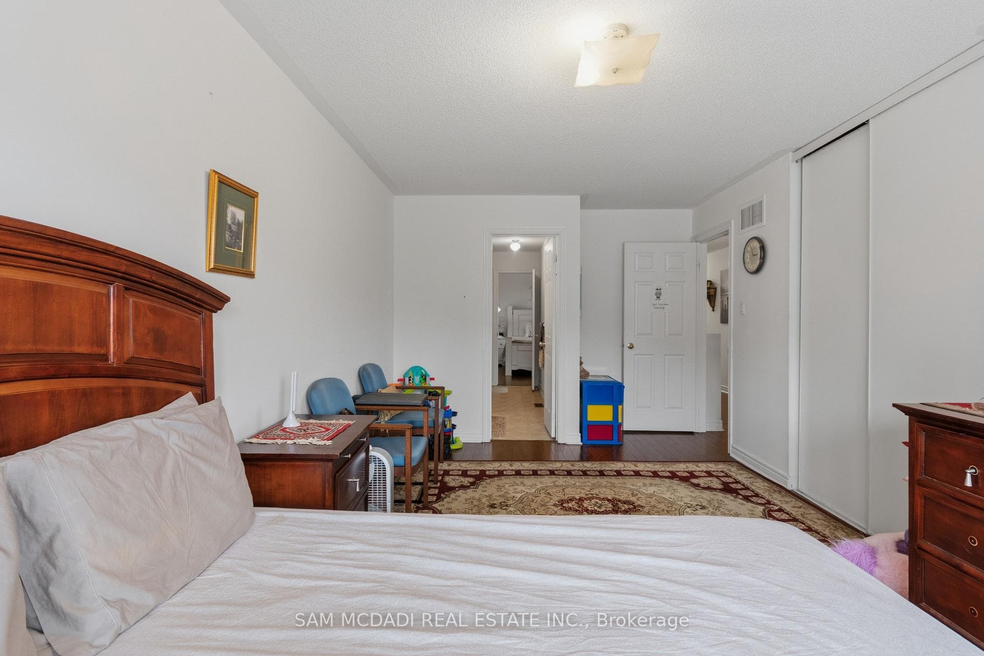1514 Portsmouth Place photo 29