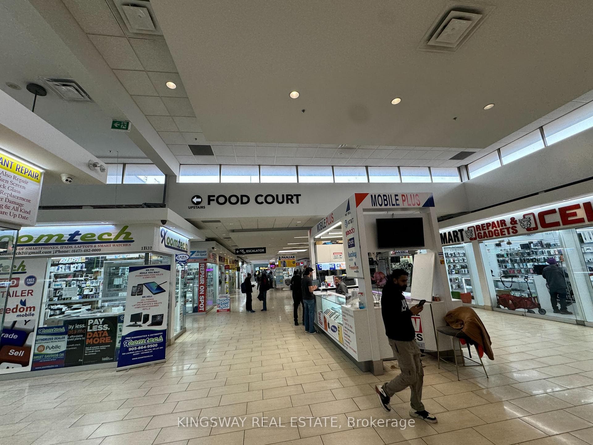 7215 Goreway Drive Unit 2A10+2A11 photo 23