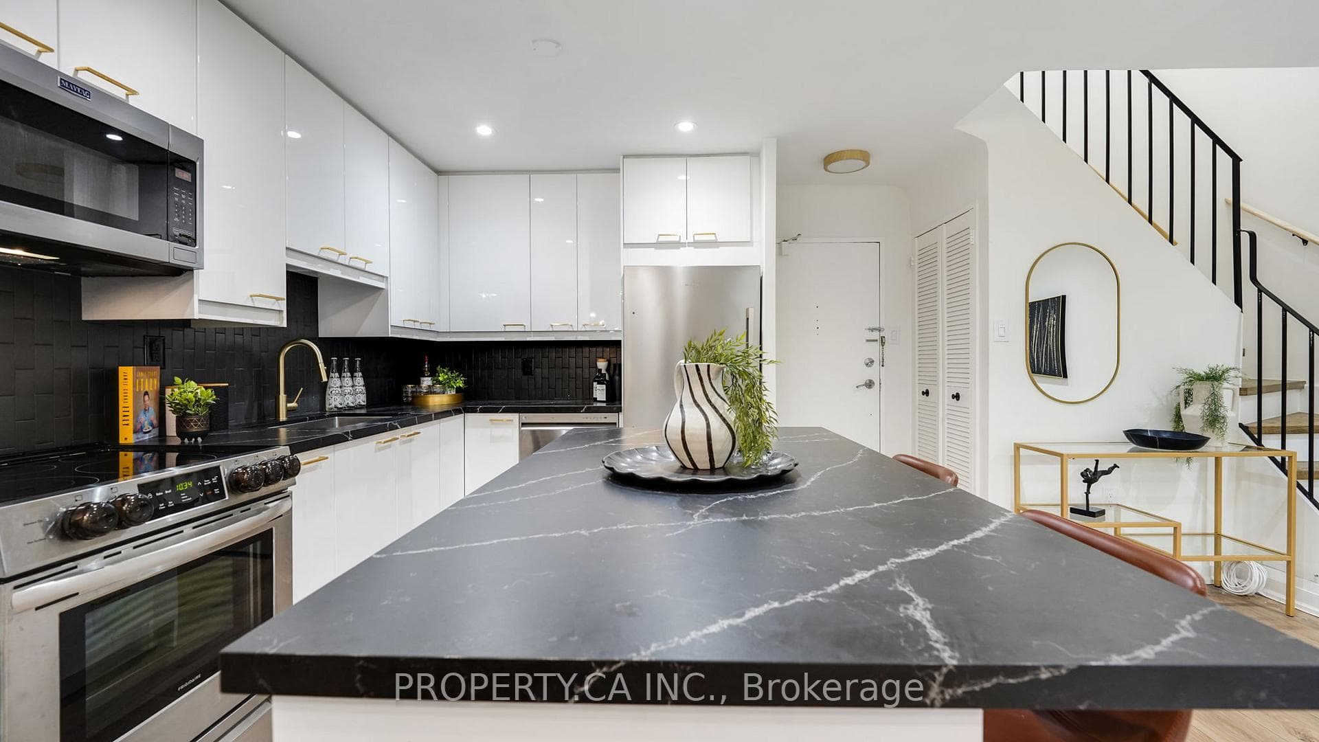 16 B Elgin Street Unit 250 photo 7