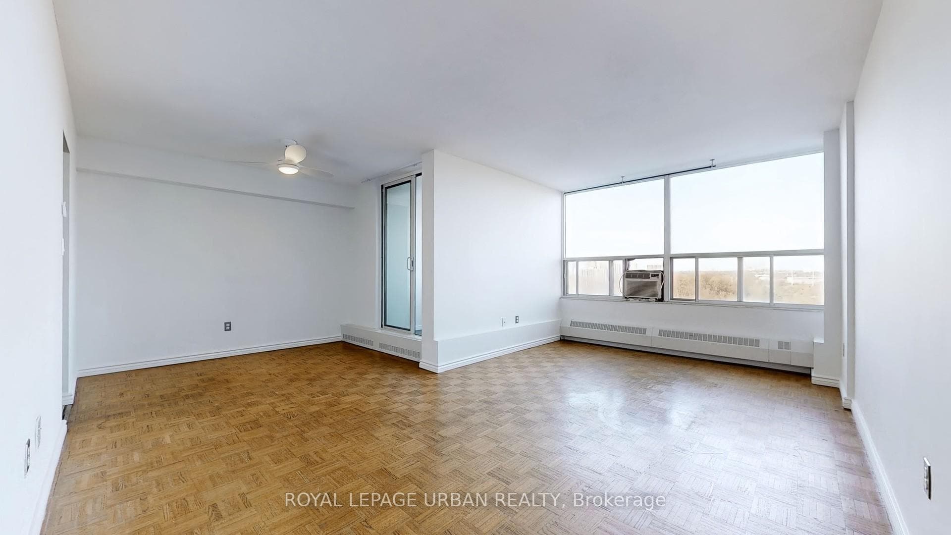 60 Pavane Linkway Way Unit 1102 photo 5
