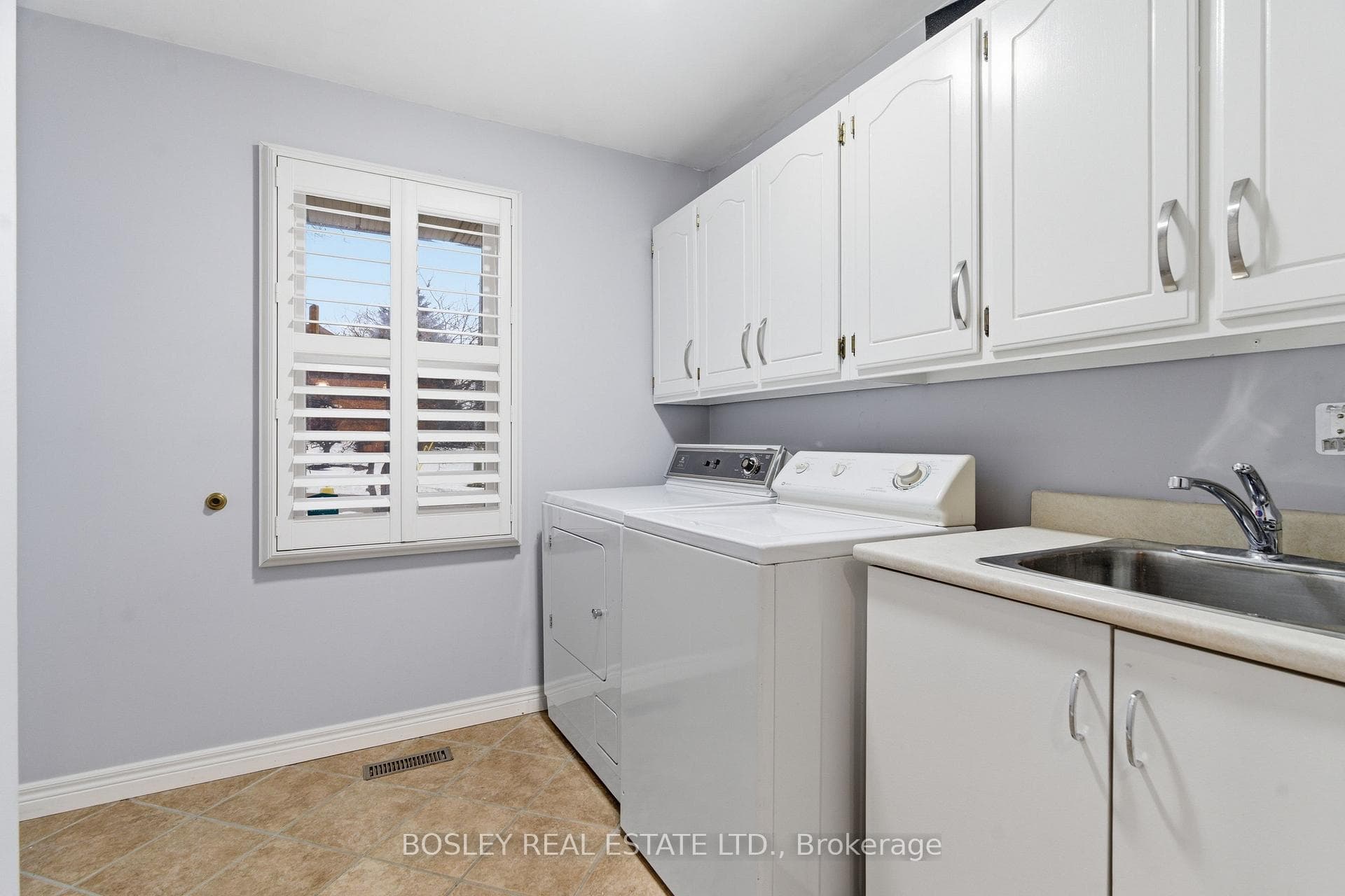 3 Pinehill Drive photo 19
