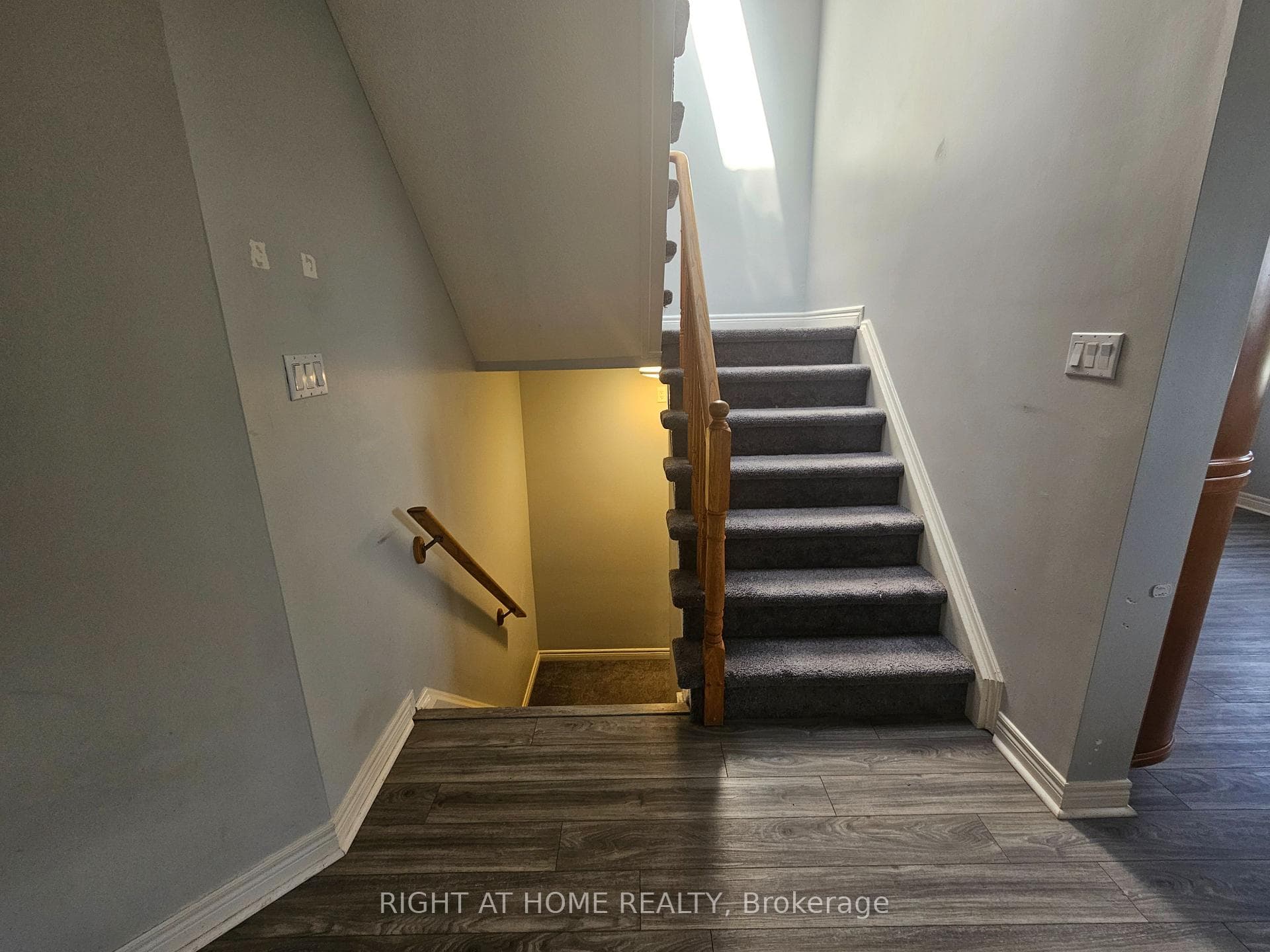 611 Liverpool Road photo 14