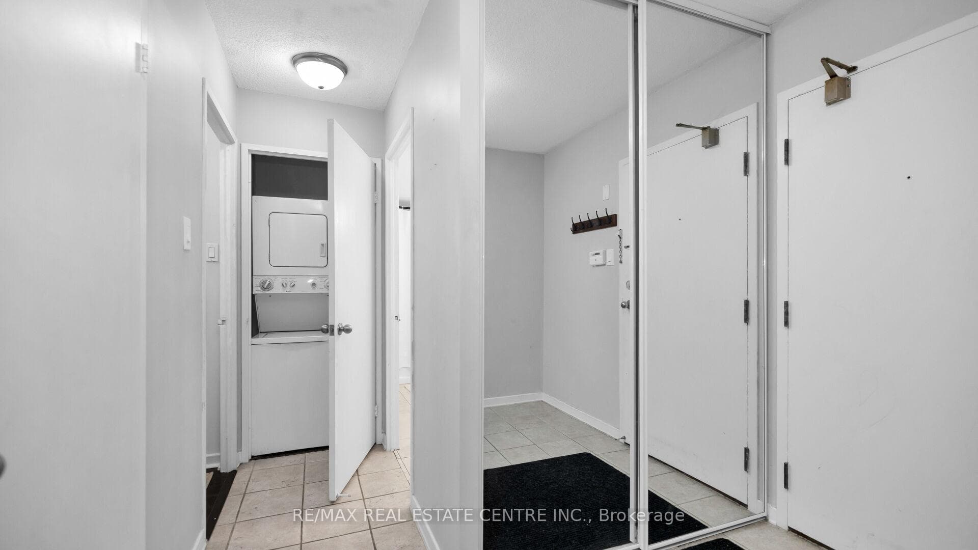 26 Hanover Road Unit 803 photo 33