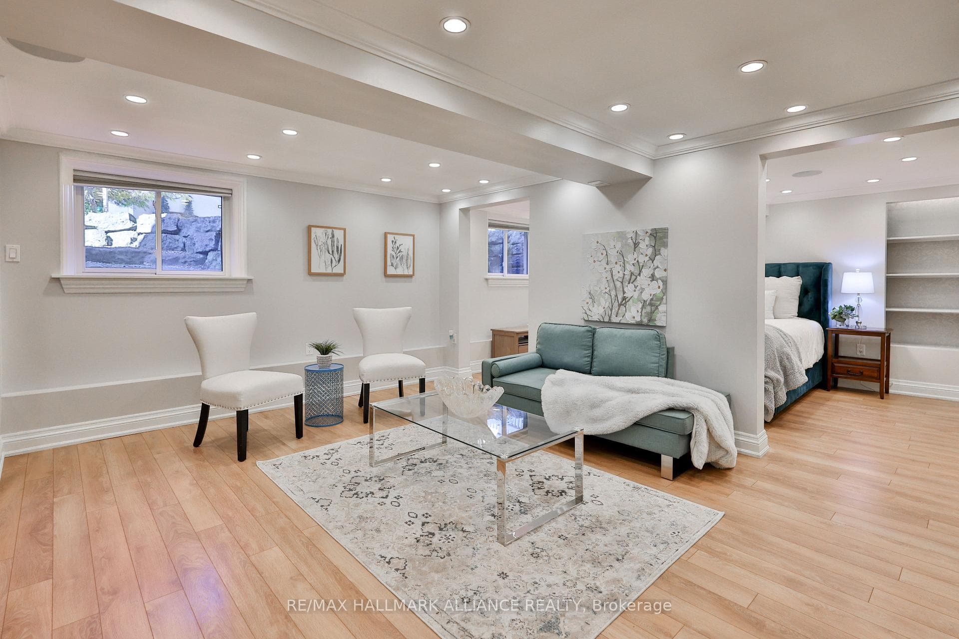 225 William Street photo 39
