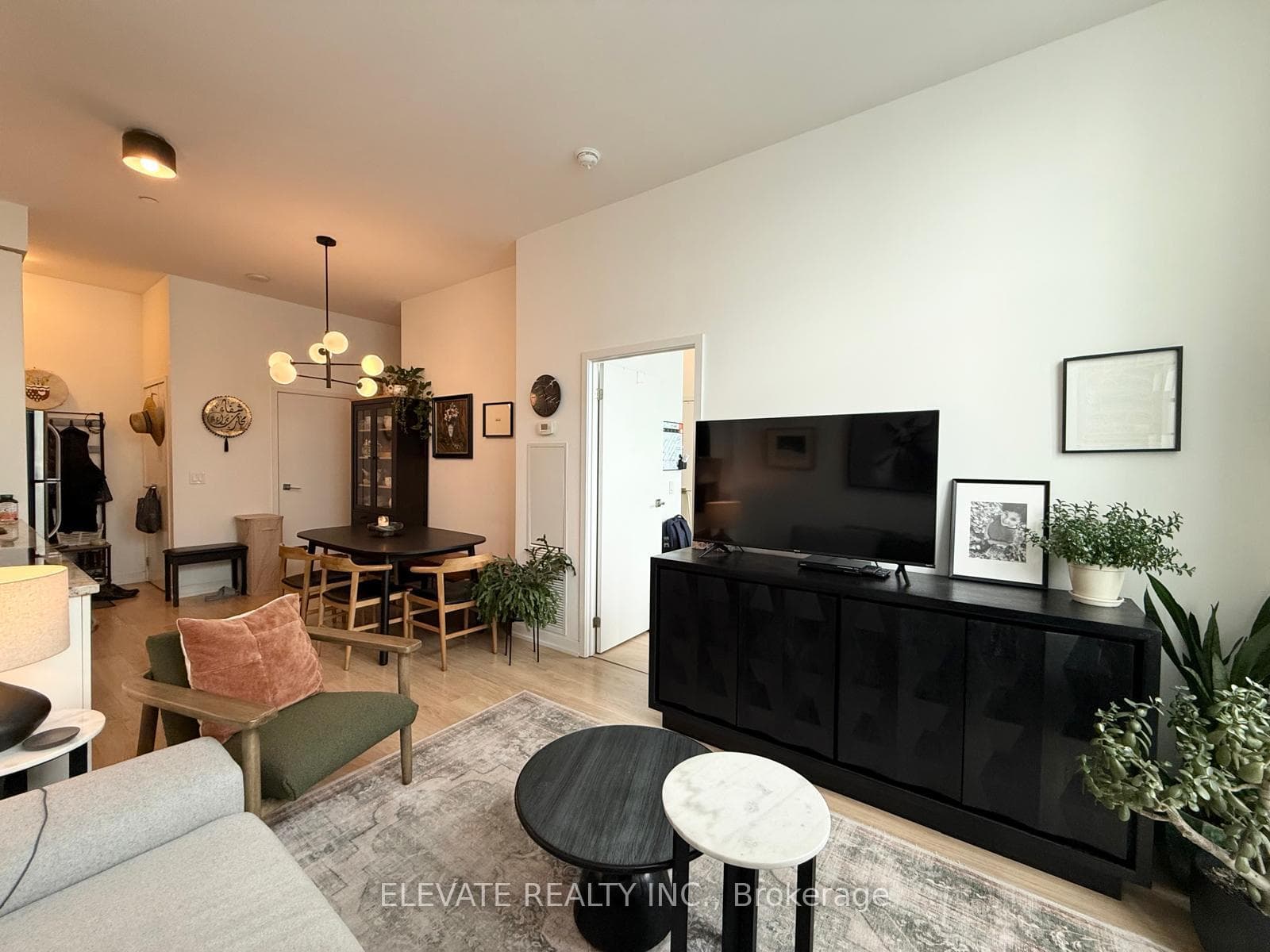 98 Lillian Street Unit 3311 photo 6