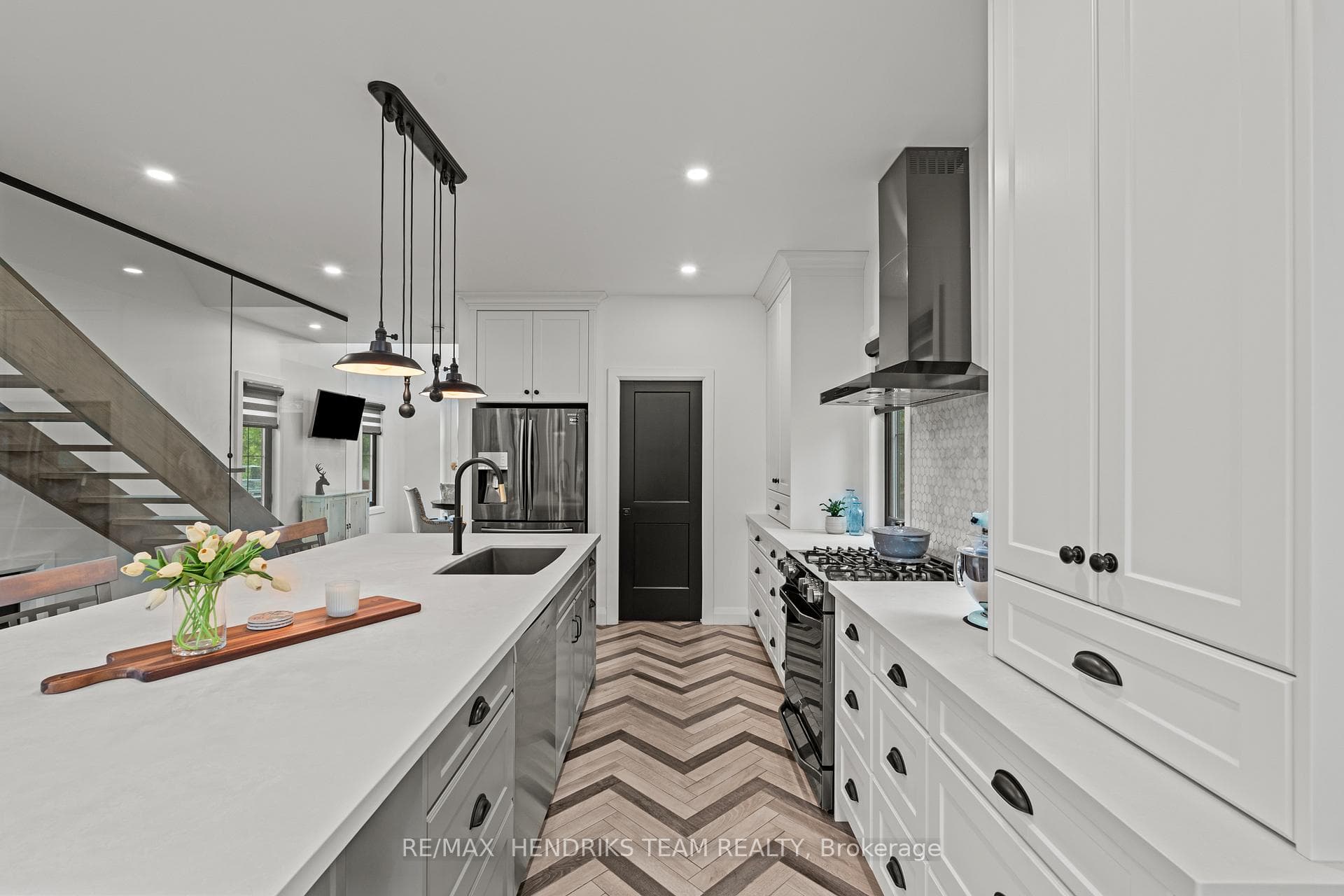 8 Stanmary Drive photo 14