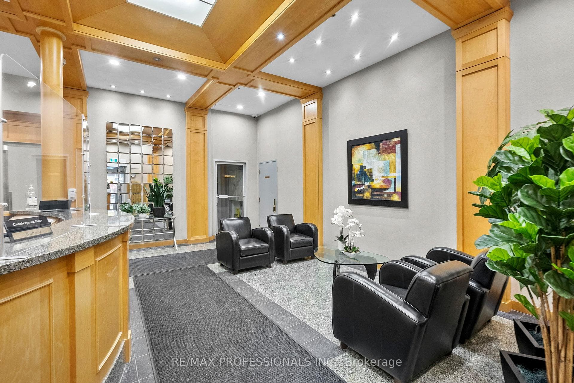43 Eglinton Avenue Unit 608 photo 34