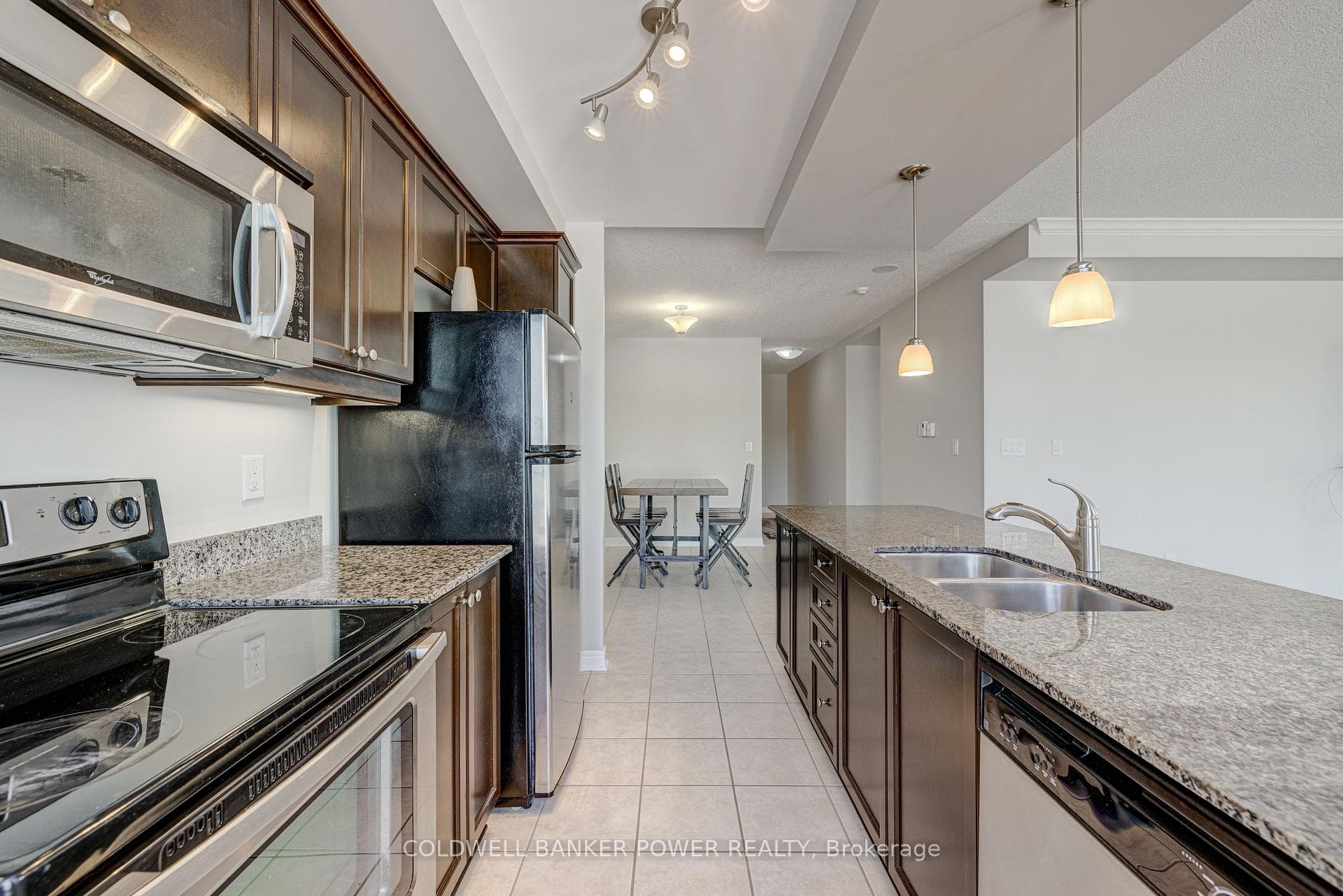 1030 Coronation Drive Unit 410 photo 2