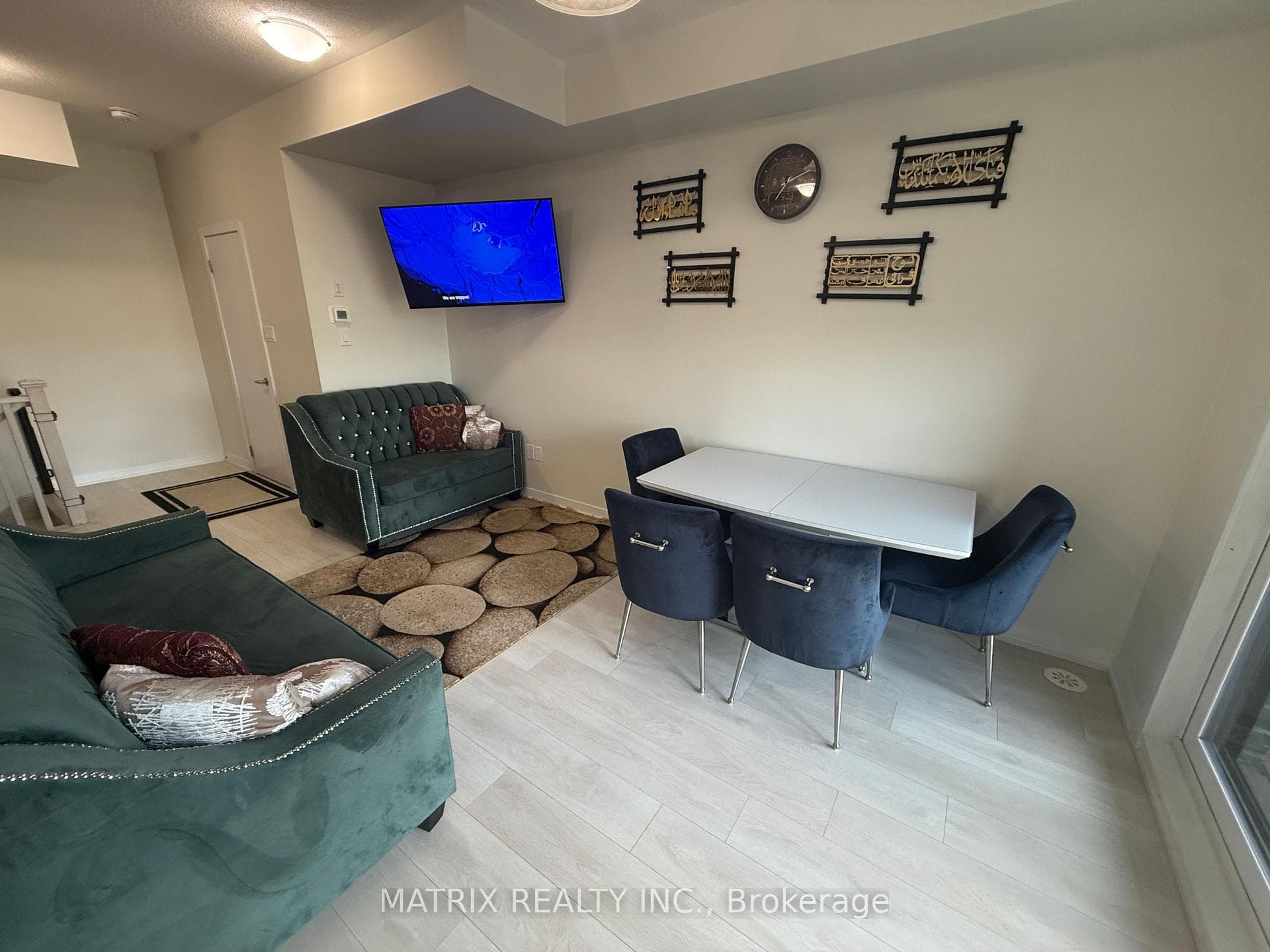 1865 Pickering Parkway Unit 708 photo 8
