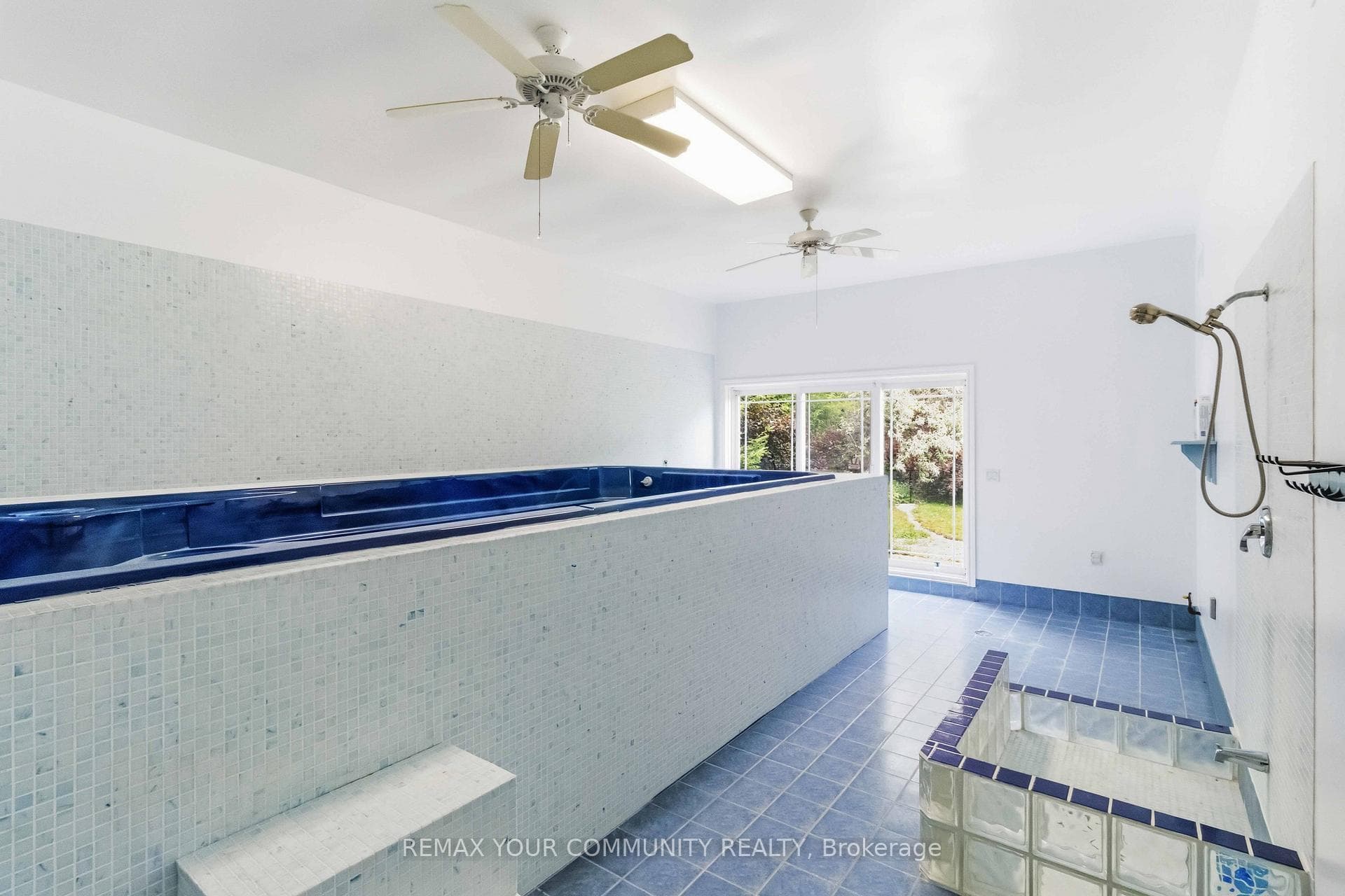 40 Hunterwood Chase photo 28