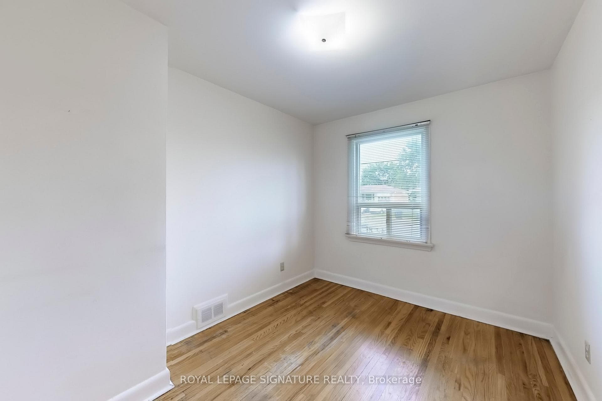 479 Drewry Avenue photo 16