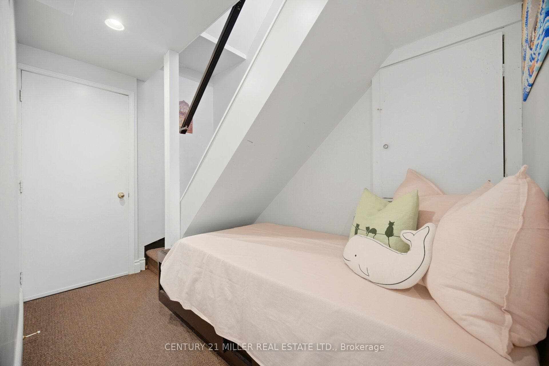 4 Kildonan Crescent photo 34