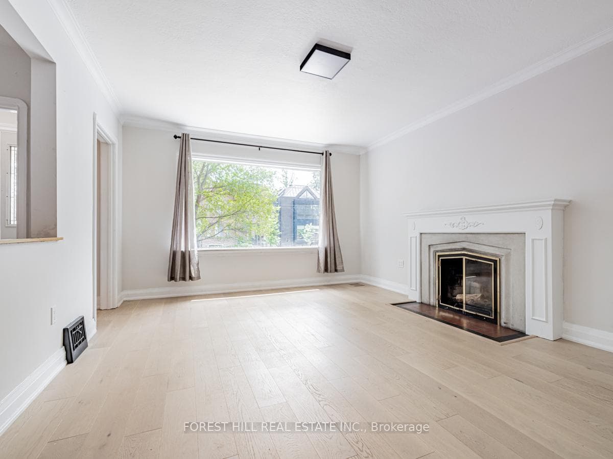 384 Broadway Avenue photo 6