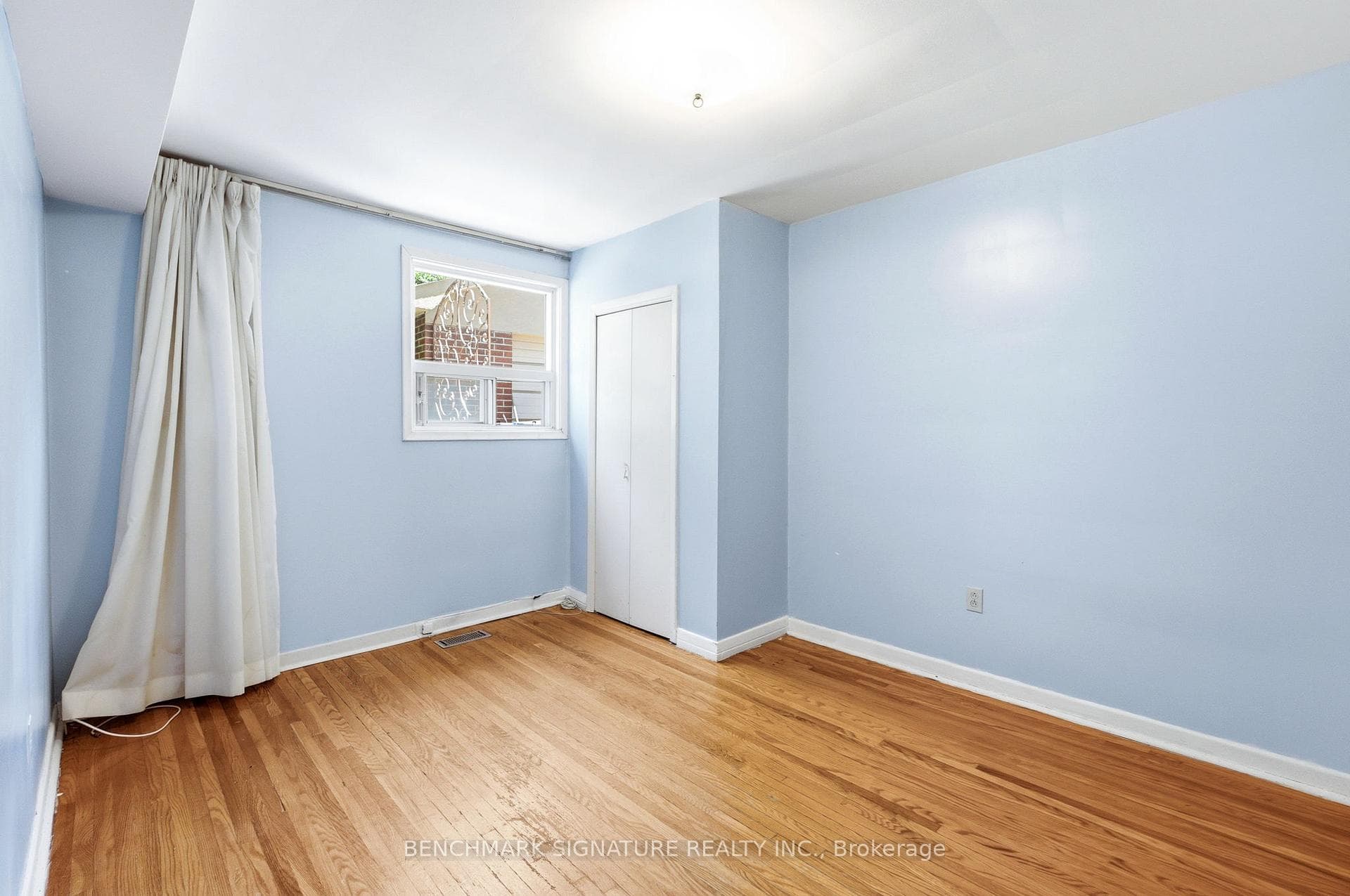 51 Baybrook Crescent photo 10