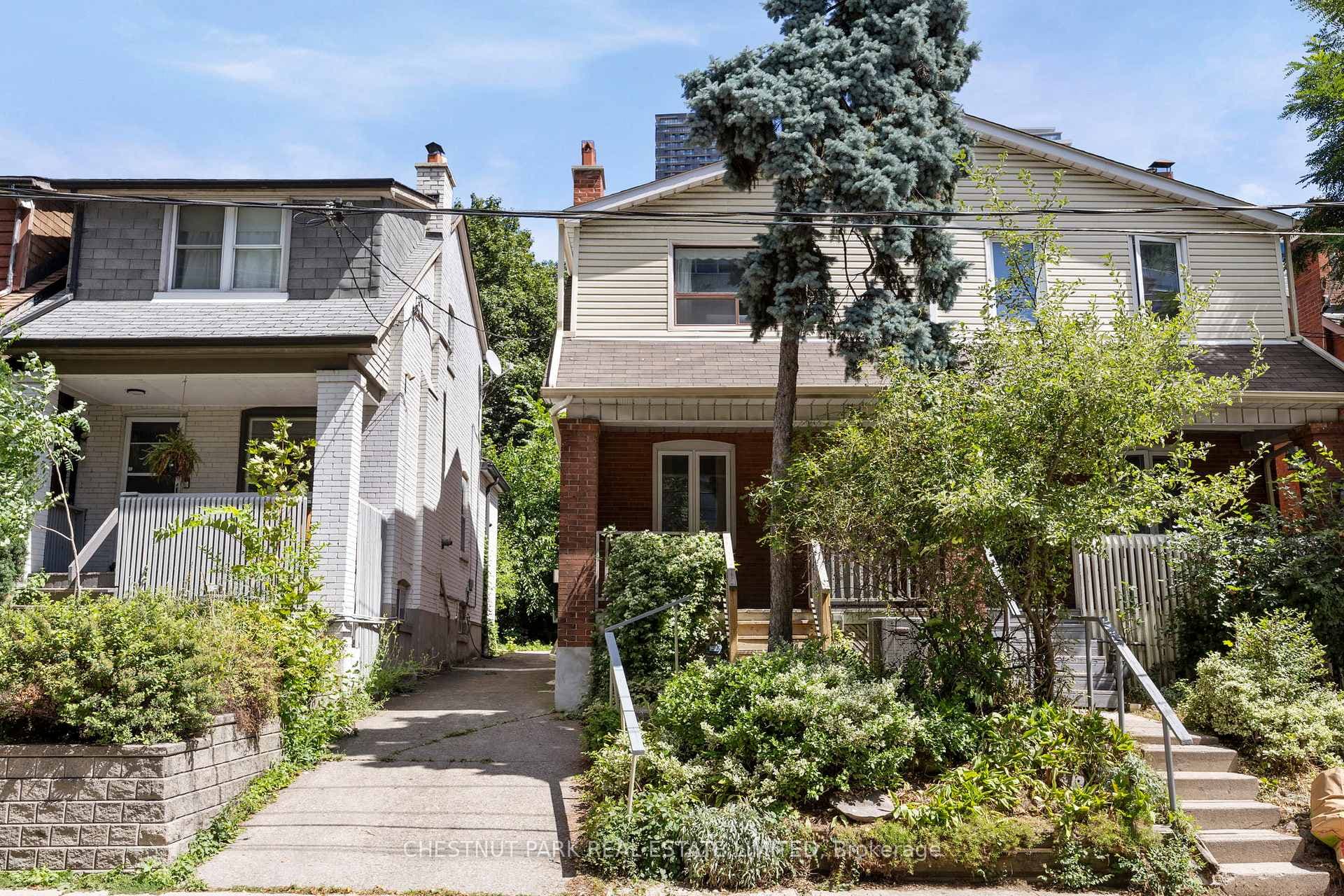 23 Edith Drive photo 3