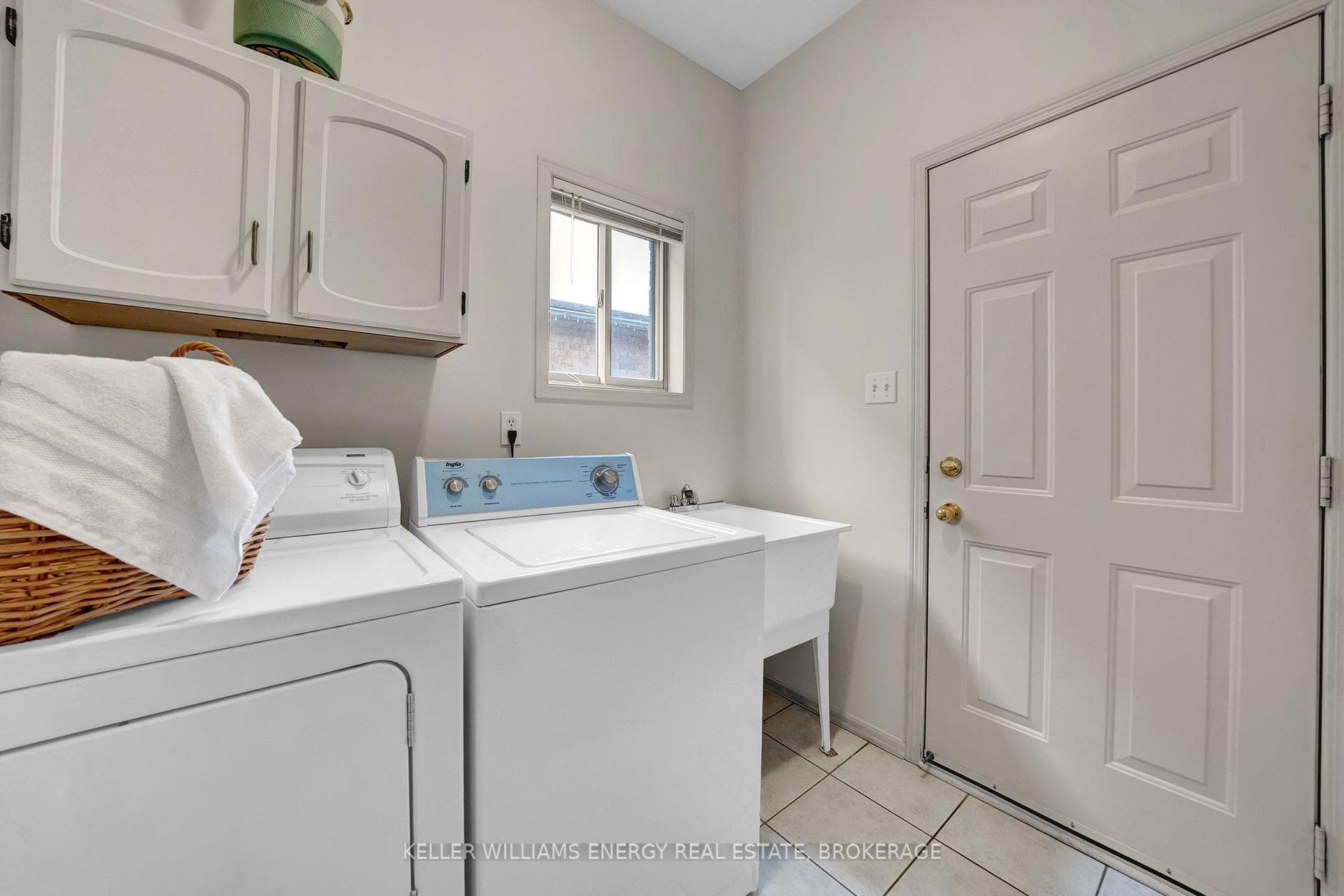 447 Ormond Drive photo 26