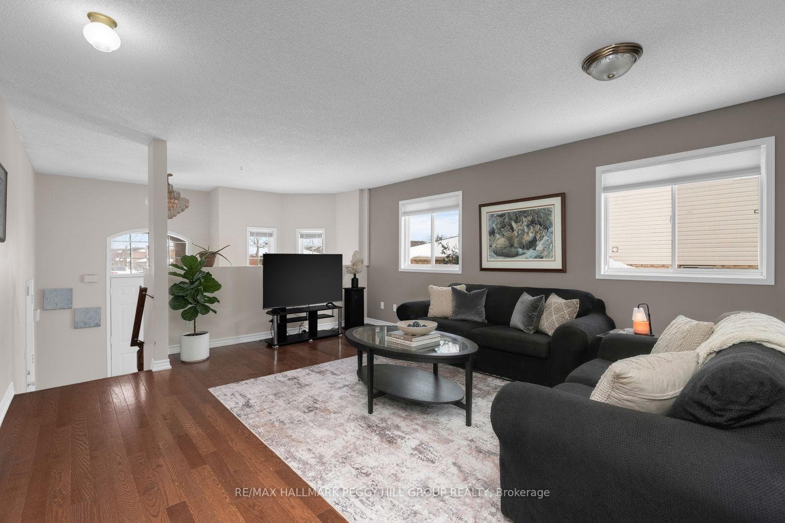 114 Mapleton Avenue photo 3