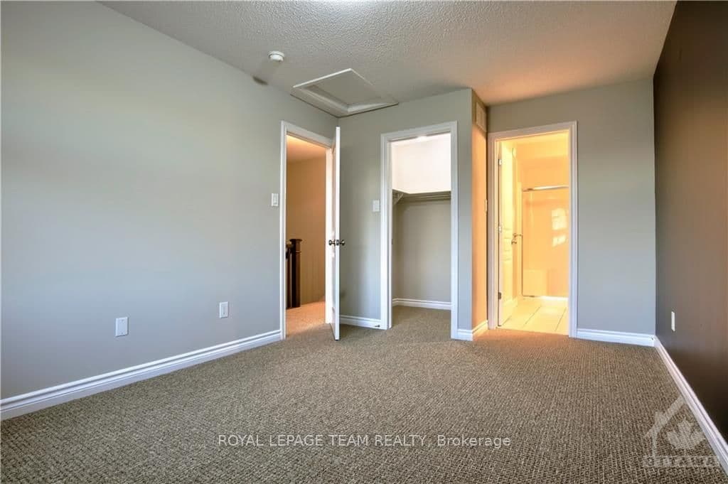 220 LEATHER LEAF Terrace photo 18