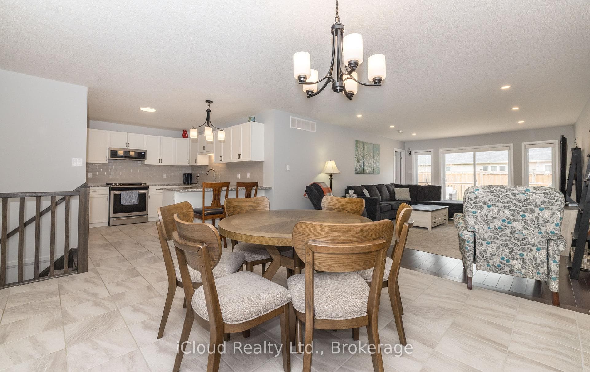 Dining Area Just off of Gourmet Kitchen
