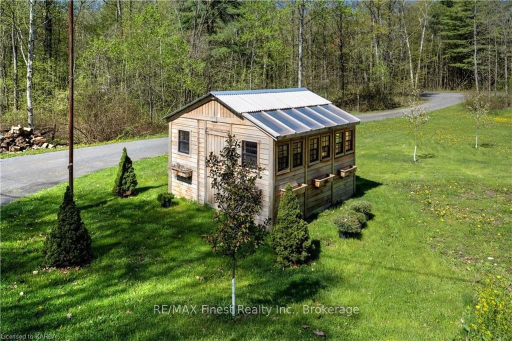 6596 CRAIG Road photo 45
