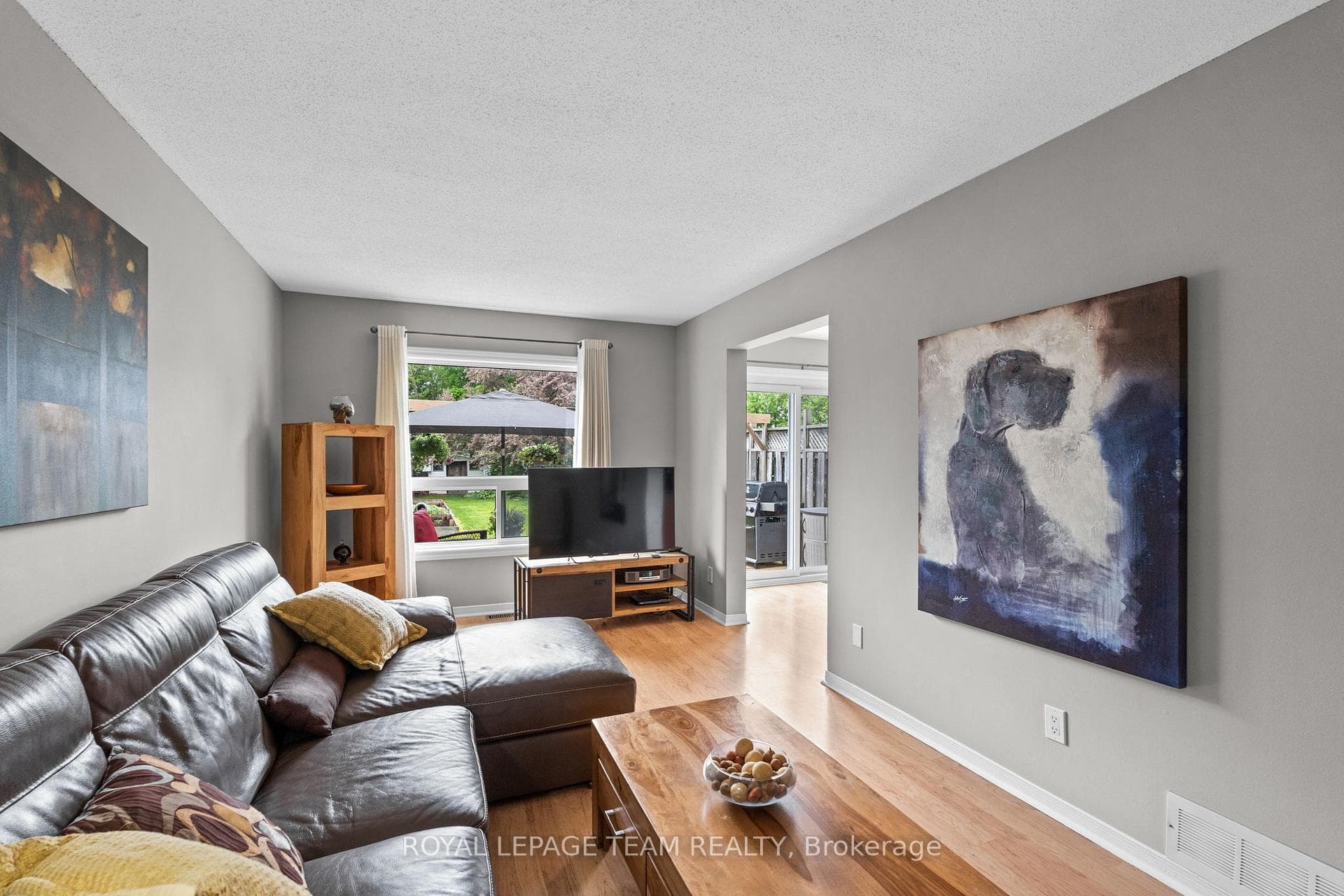 32 Whitegate Crescent photo 17