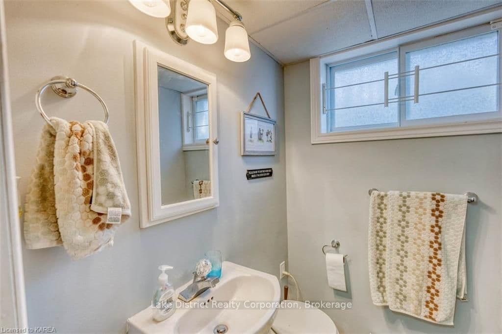 1043D BIG CLEAR Lane photo 29