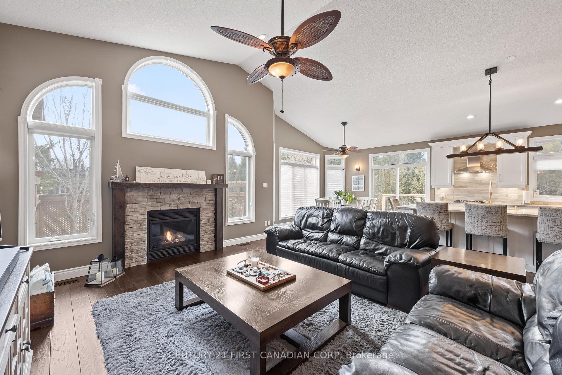 10159 Meadowlily Crescent photo 16