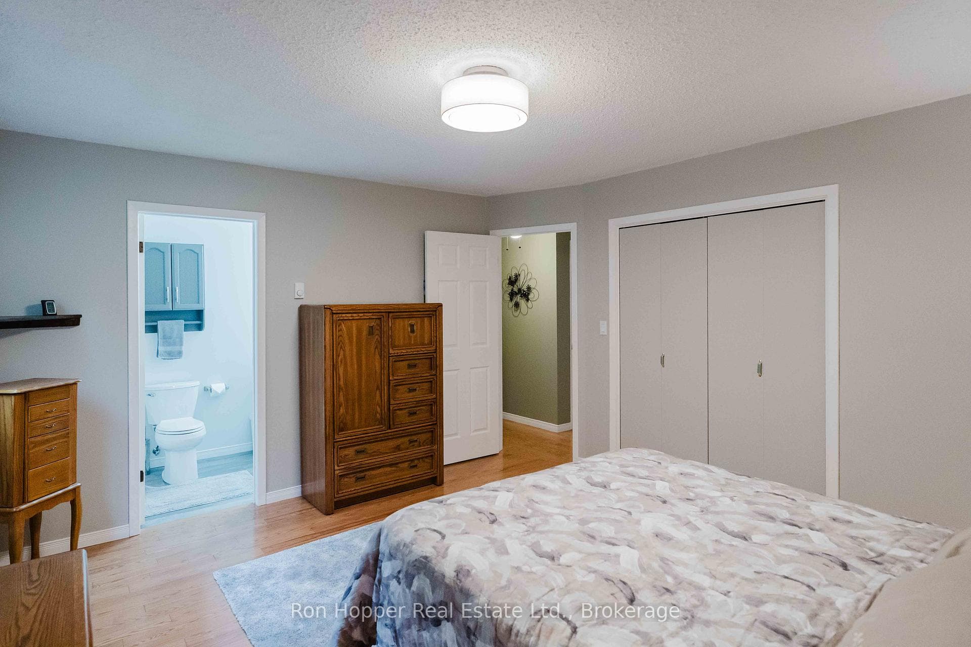 115 7th Avenue photo 16