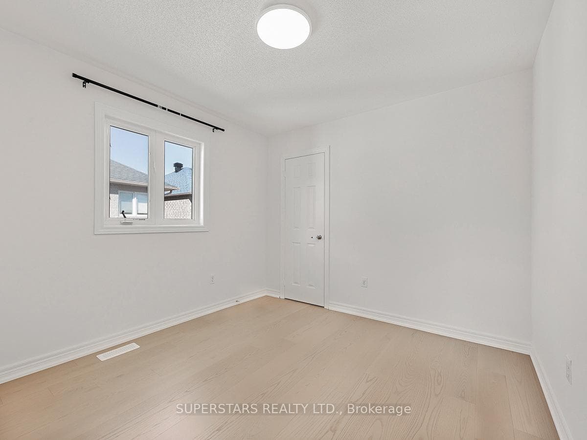 43 Cathmar Drive photo 17