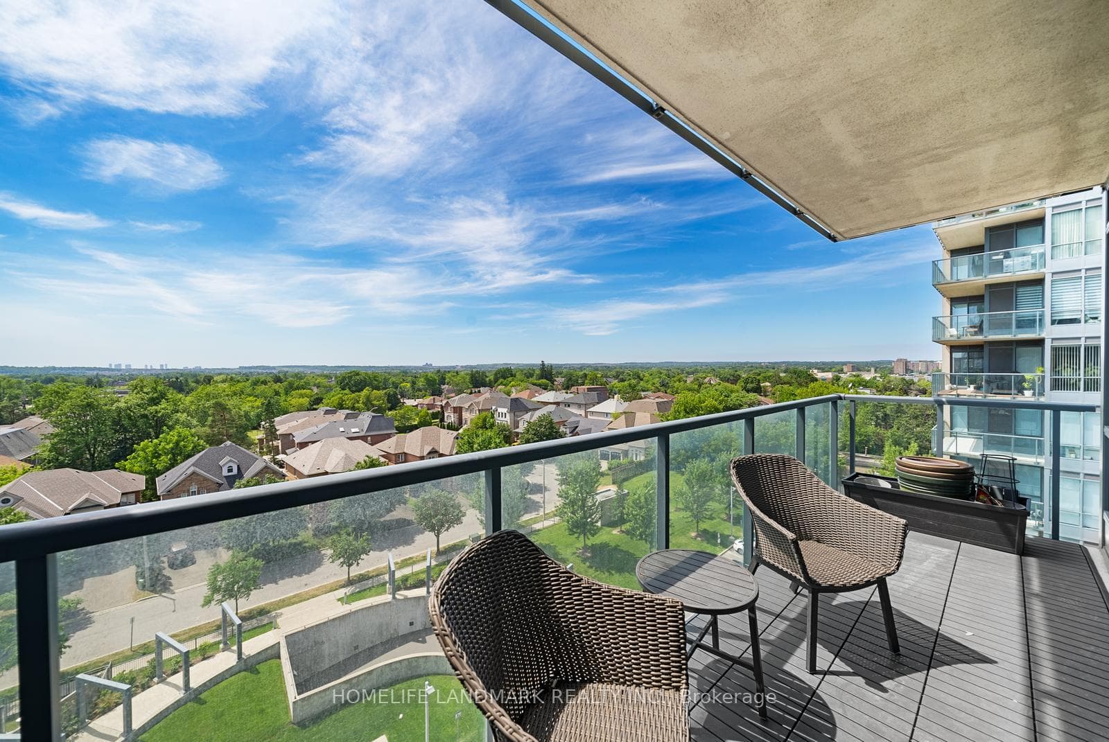 9088 Yonge Street Unit 702A photo 20