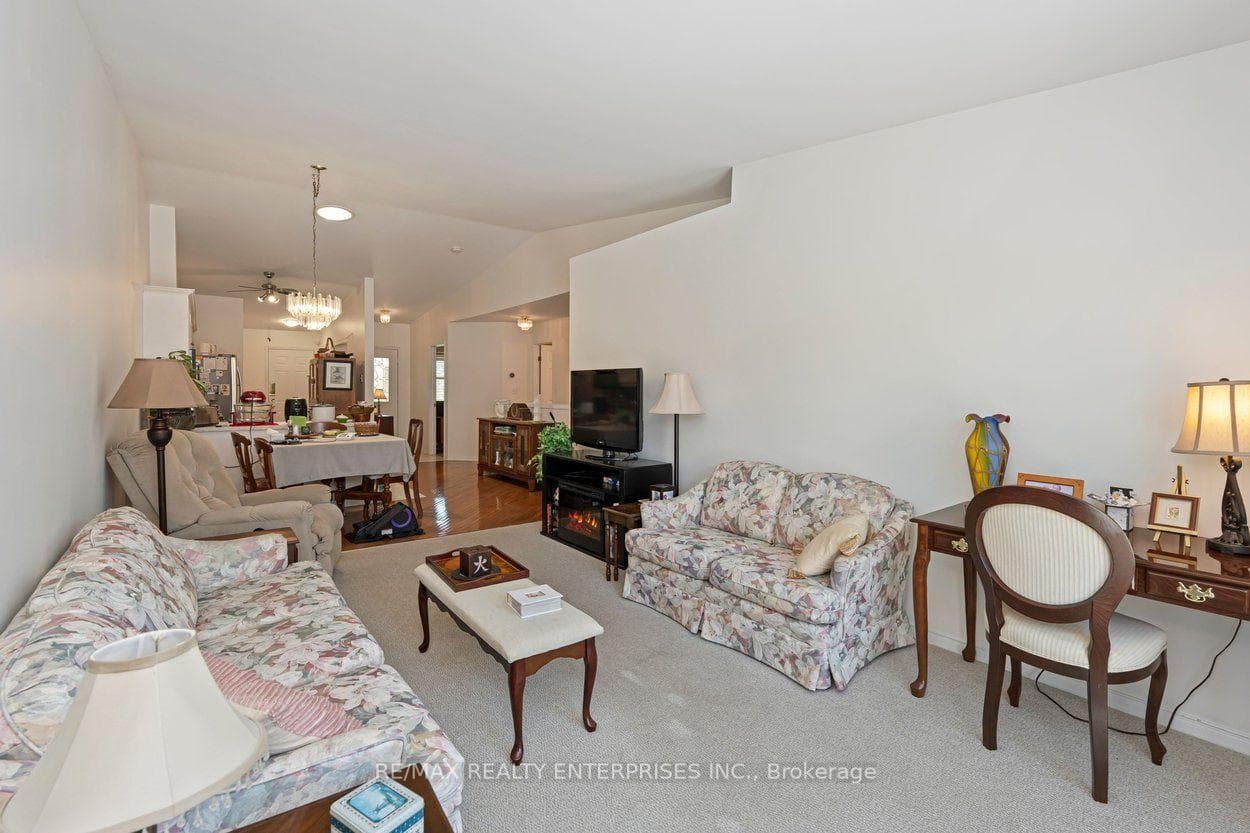 4430 Michael Avenue photo 14