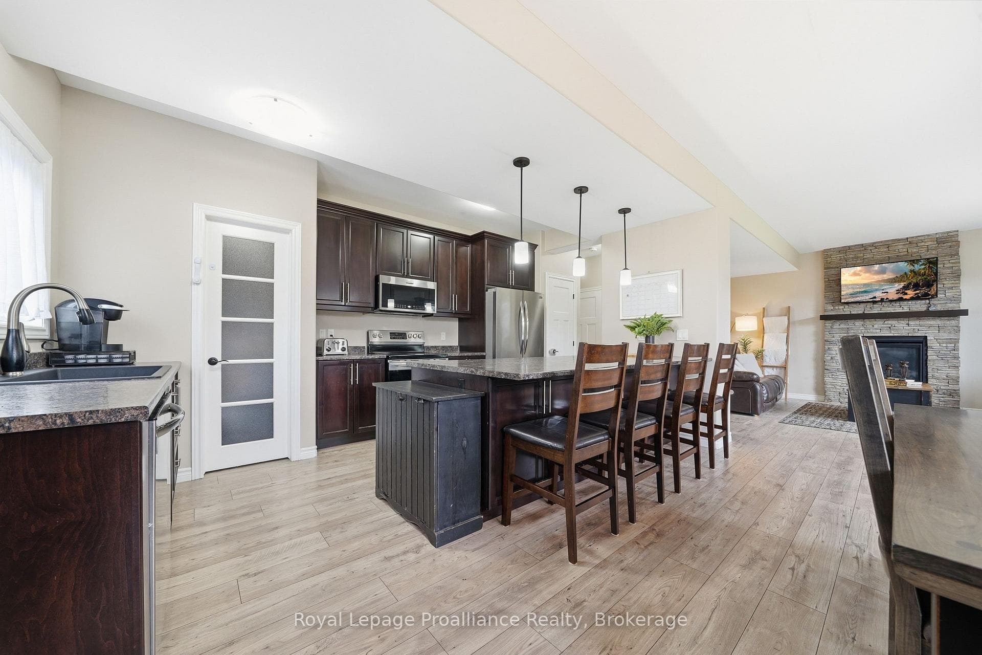 38 Redwood Drive photo 15
