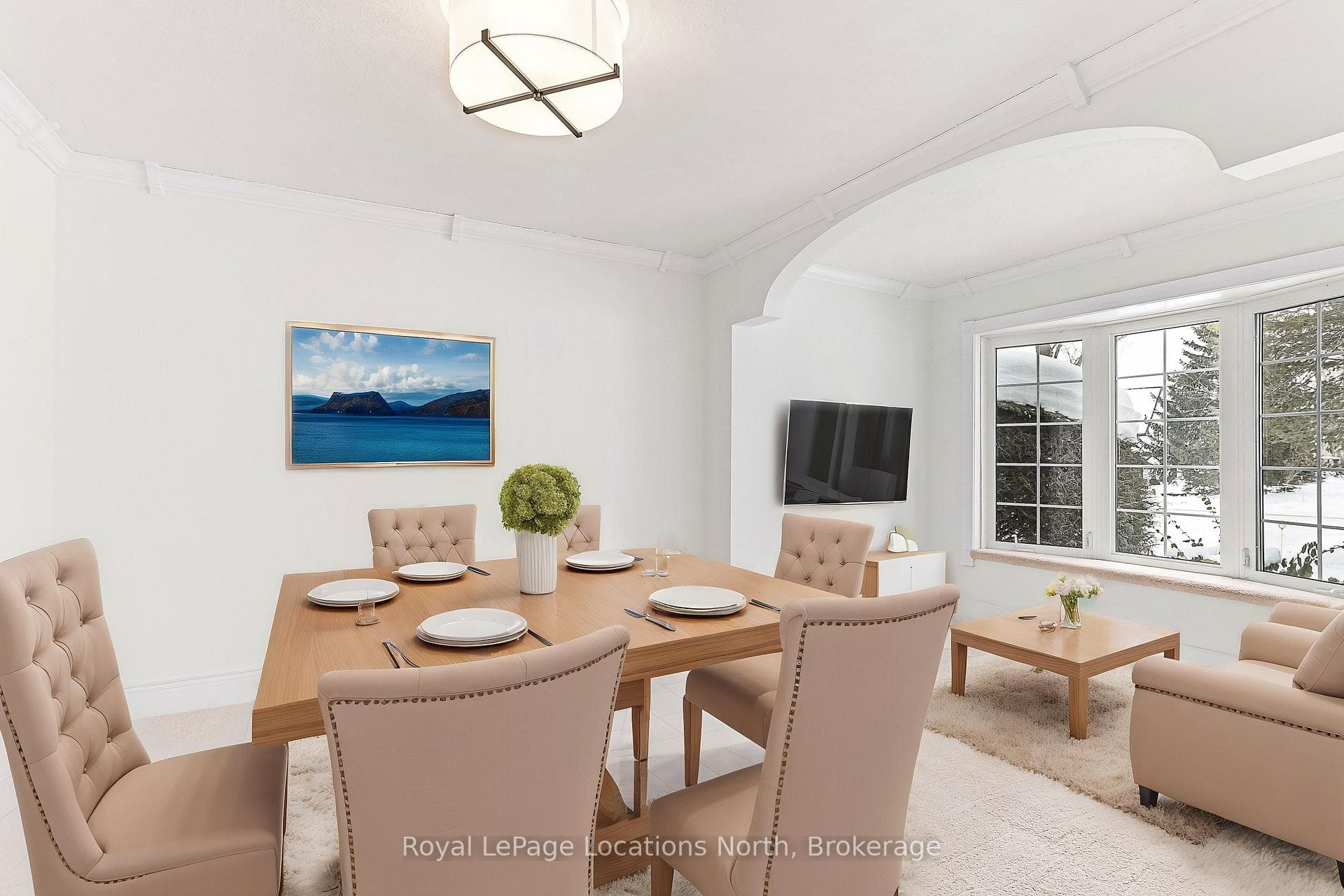 dining room virtually staged