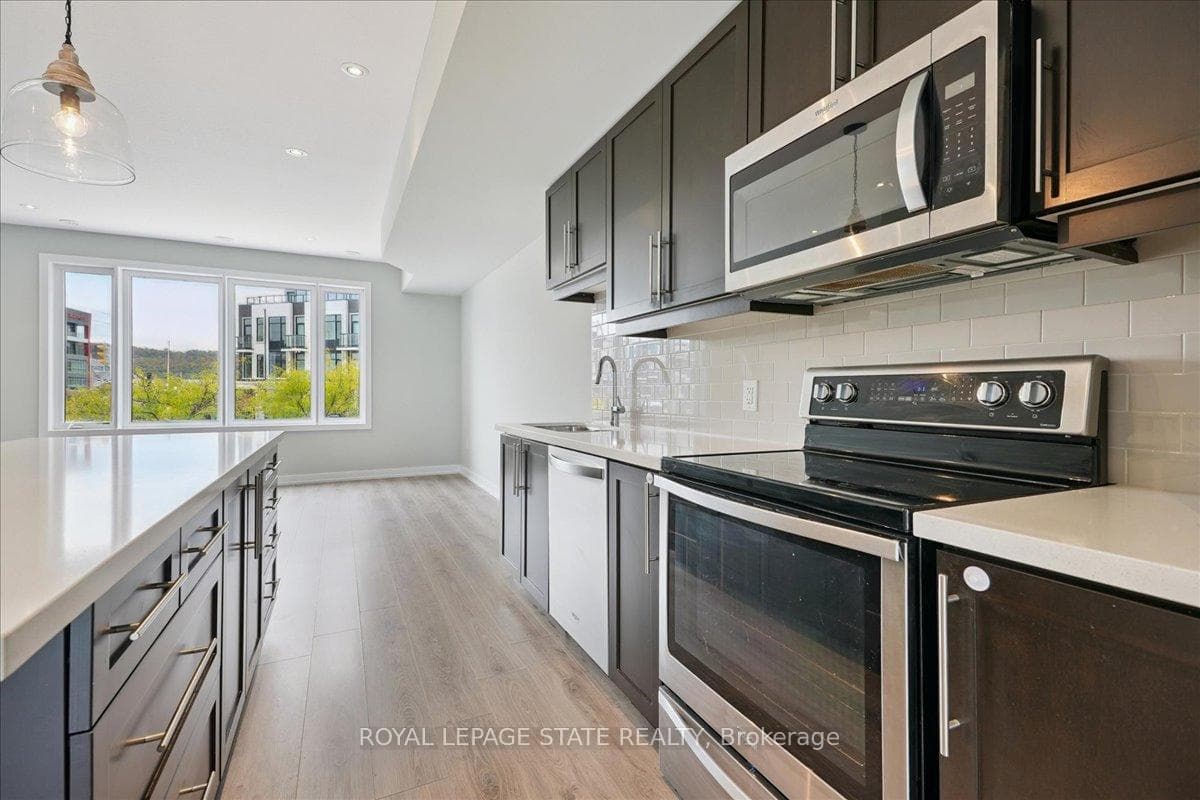 5 Esplanade Lane photo 19