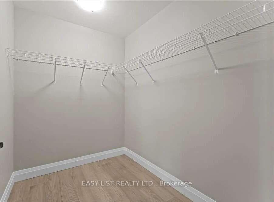4403 Belmont Avenue photo 23