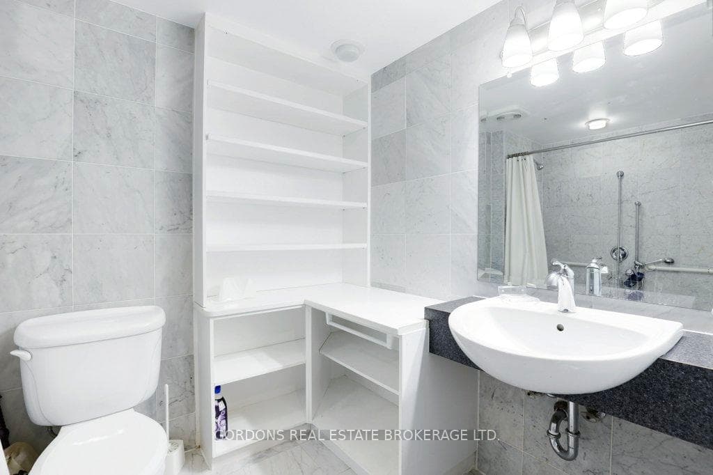 3099 Carling Avenue Unit 103 photo 28