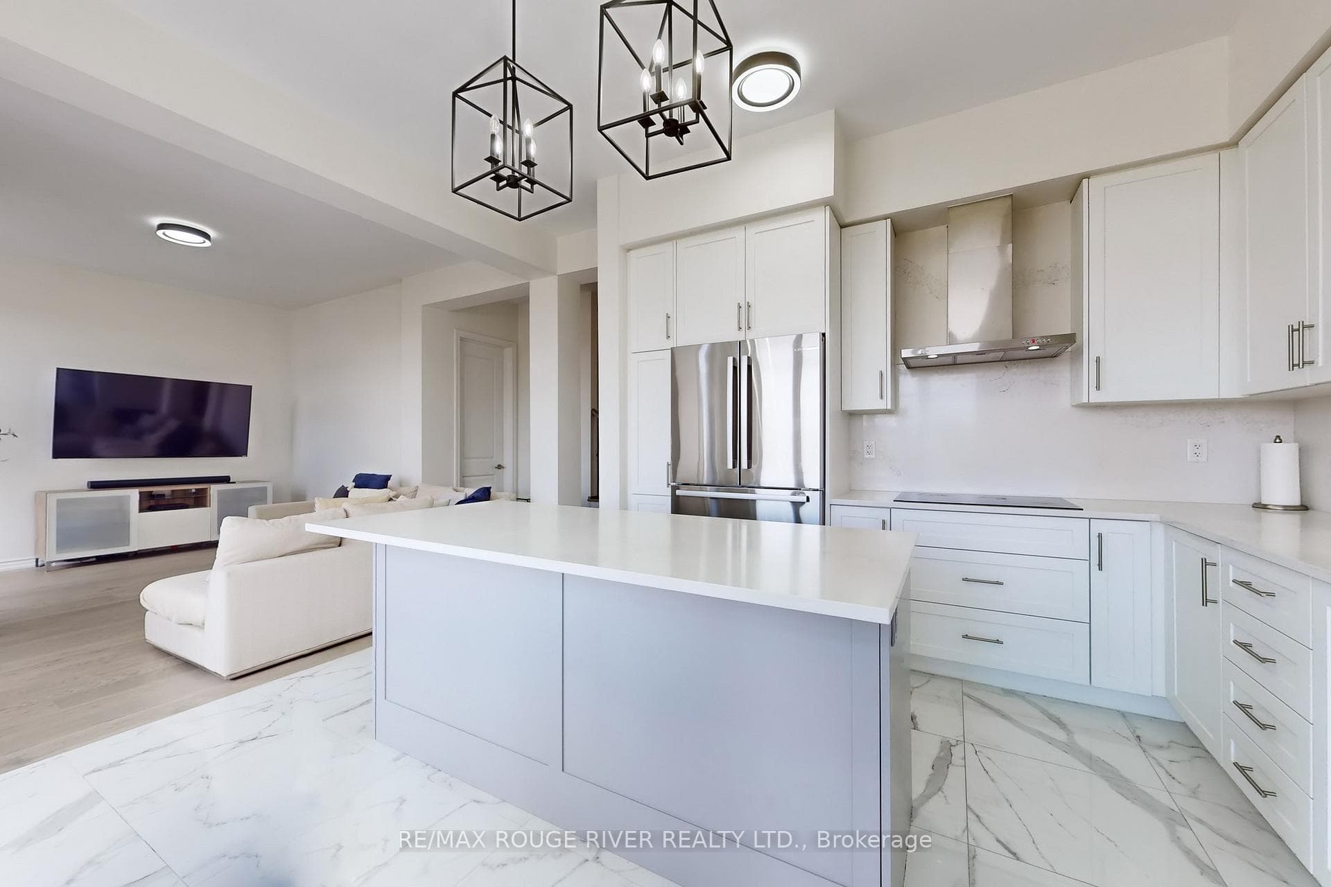 91 Maskell Crescent photo 11
