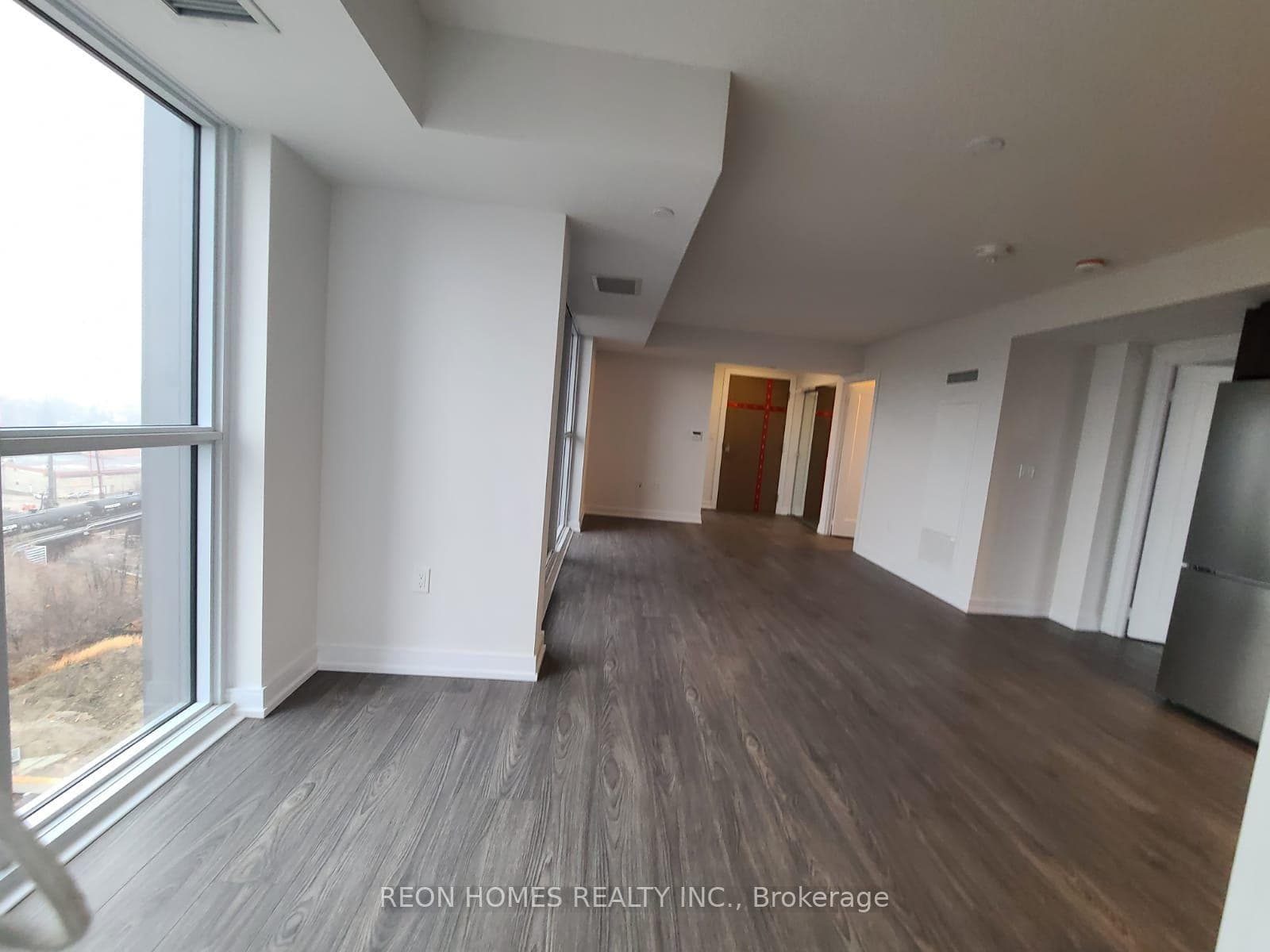 225 Village Green Square Unit 1103 photo 3