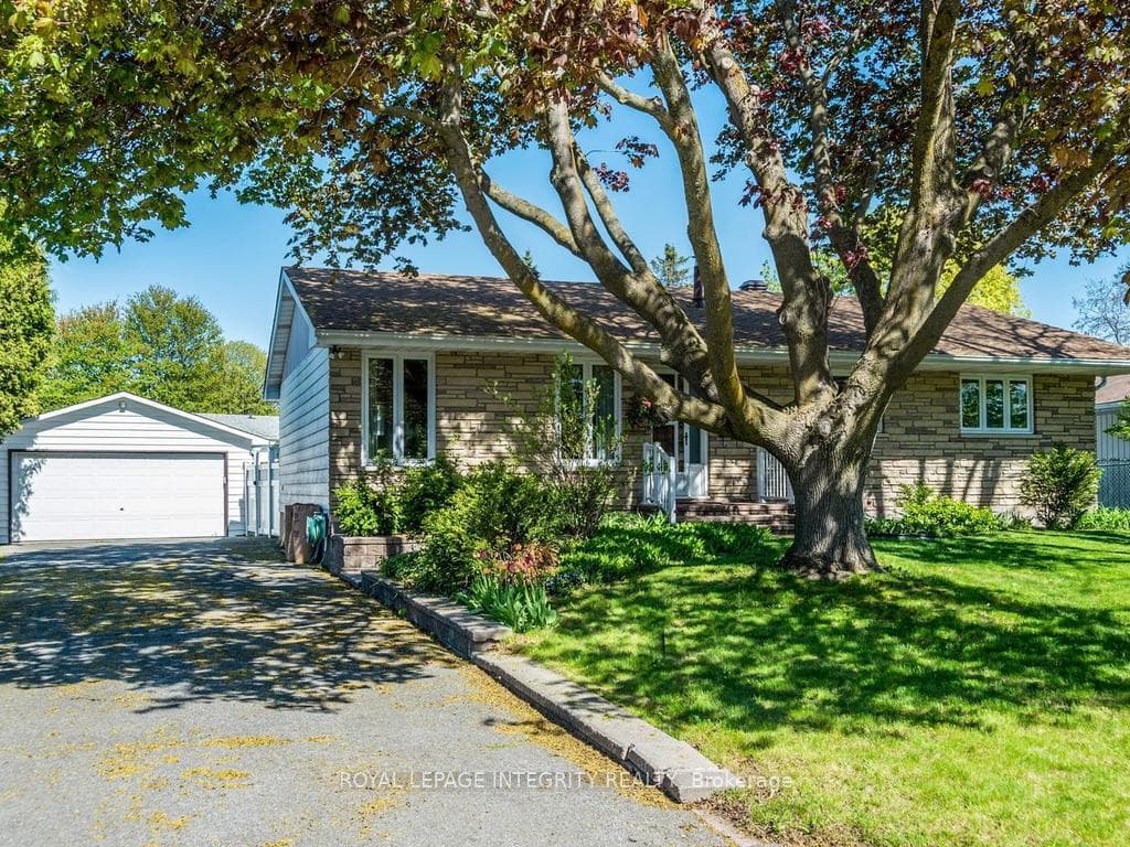 55 Overlake Drive photo 1