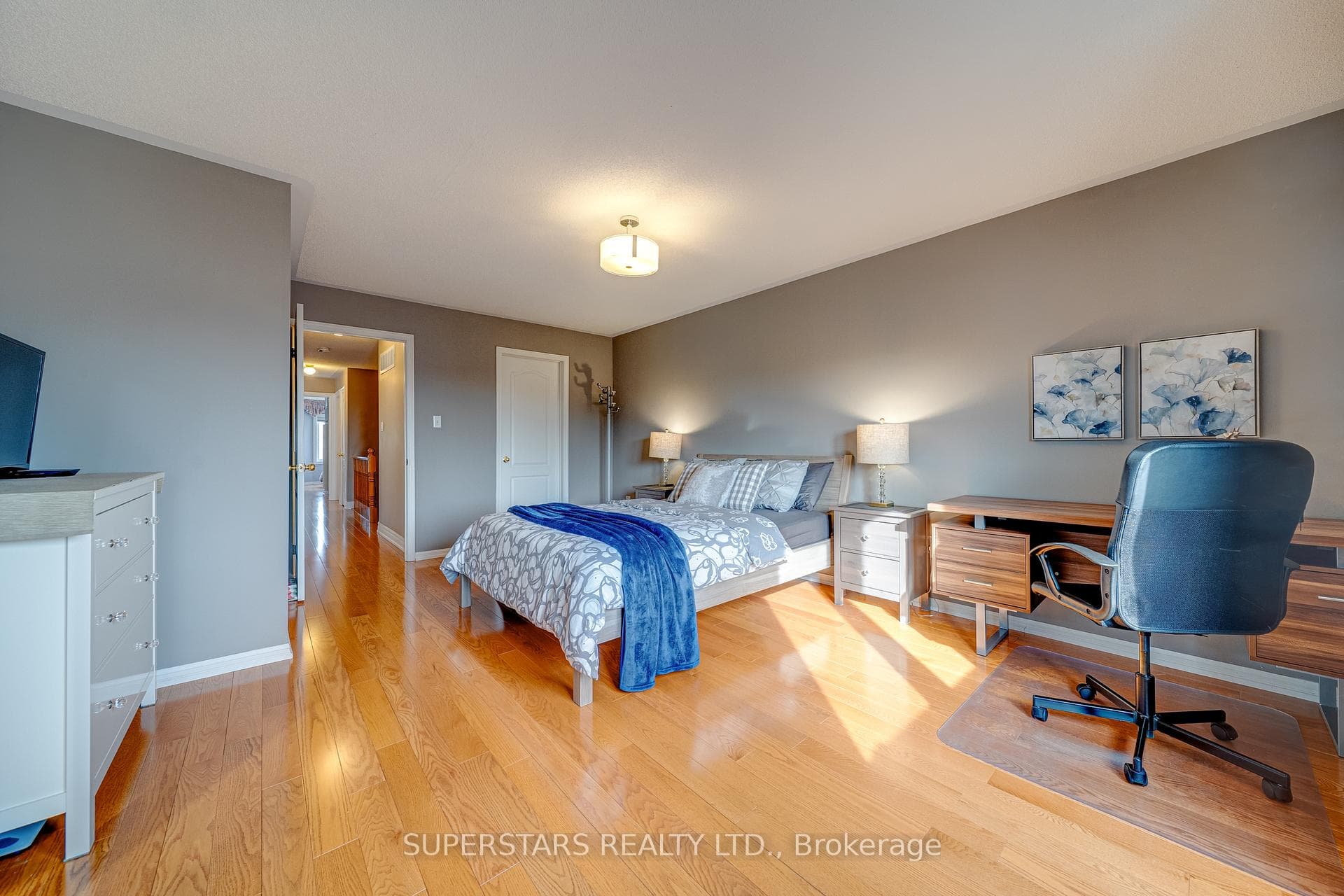 84 Fortune Crescent photo 16