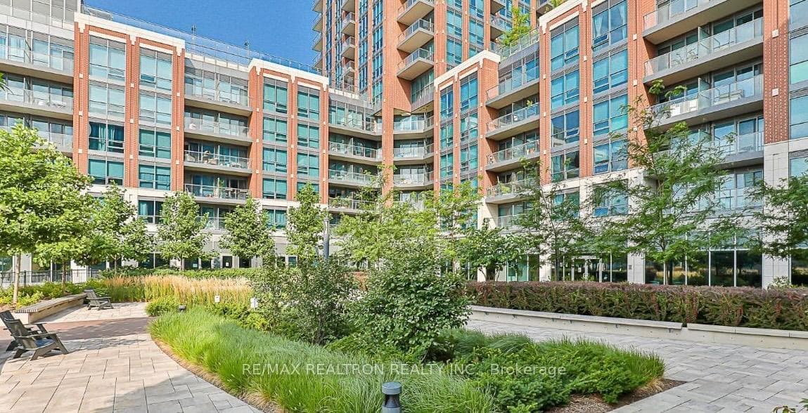 31 Tippett Road Unit 636 photo 30