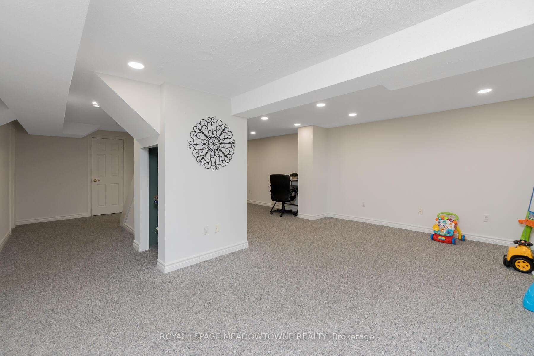 15172 Argyll Road photo 28