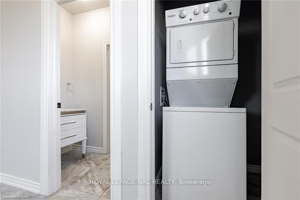 15 BELTON Boulevard Unit Main photo 15