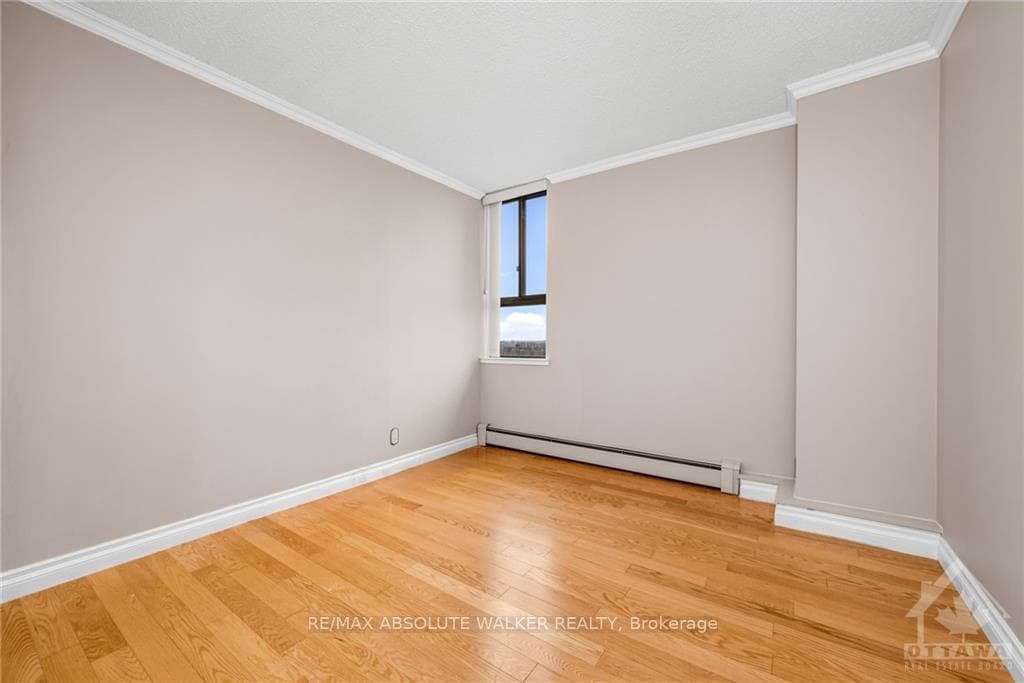 505 ST LAURENT Boulevard Unit 1601 photo 24