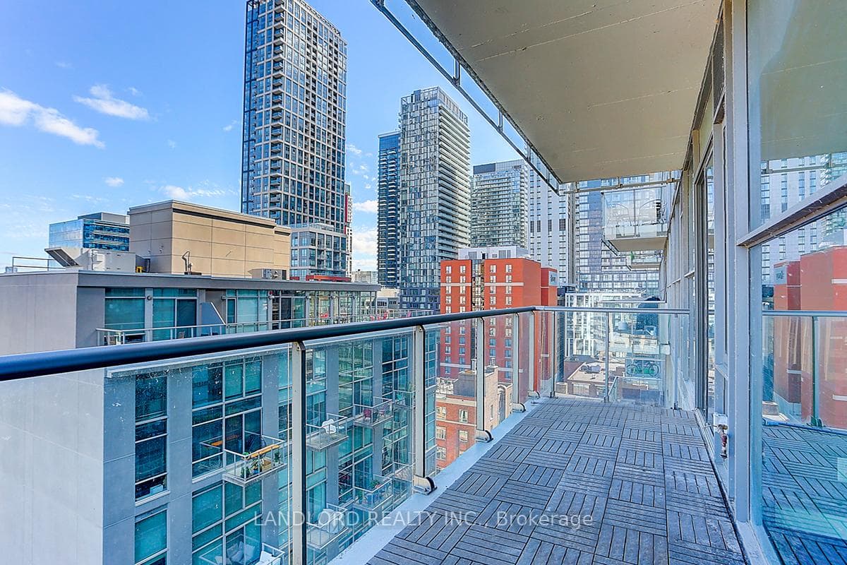 25 Oxley Street Unit 1302 photo 40