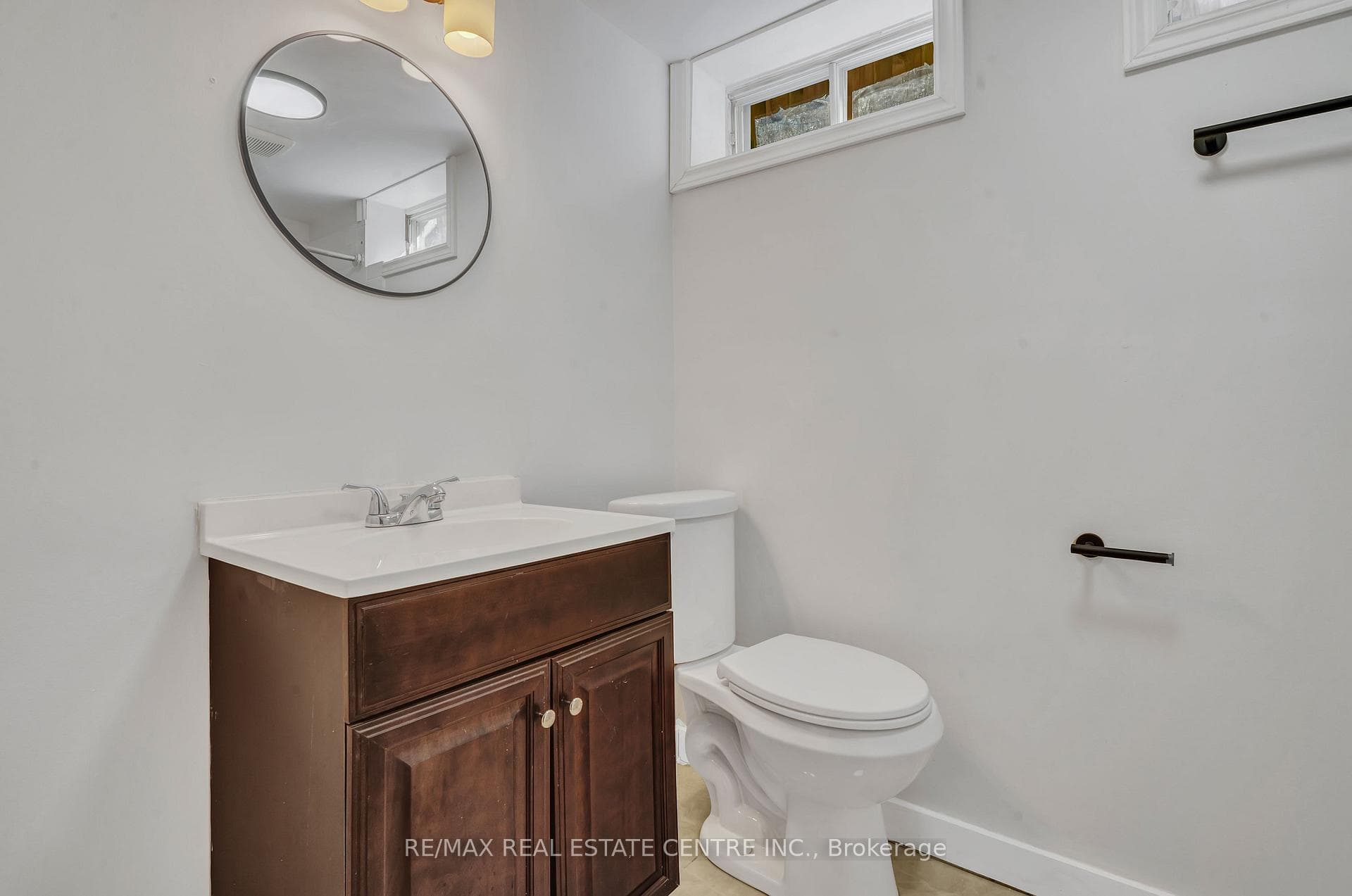 6363 Armstrong Drive photo 24