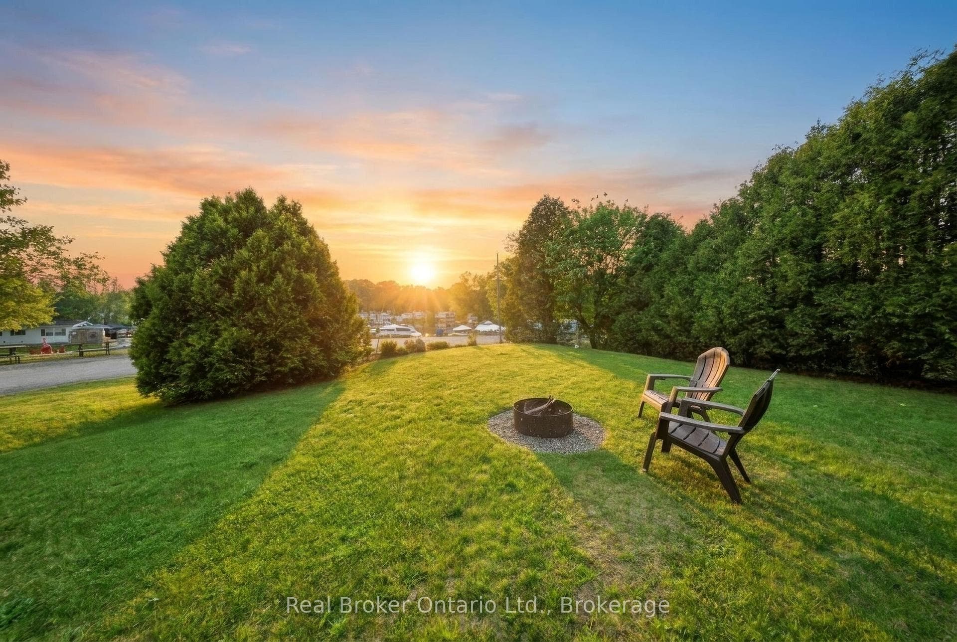230 Mountain Ash Road photo 23