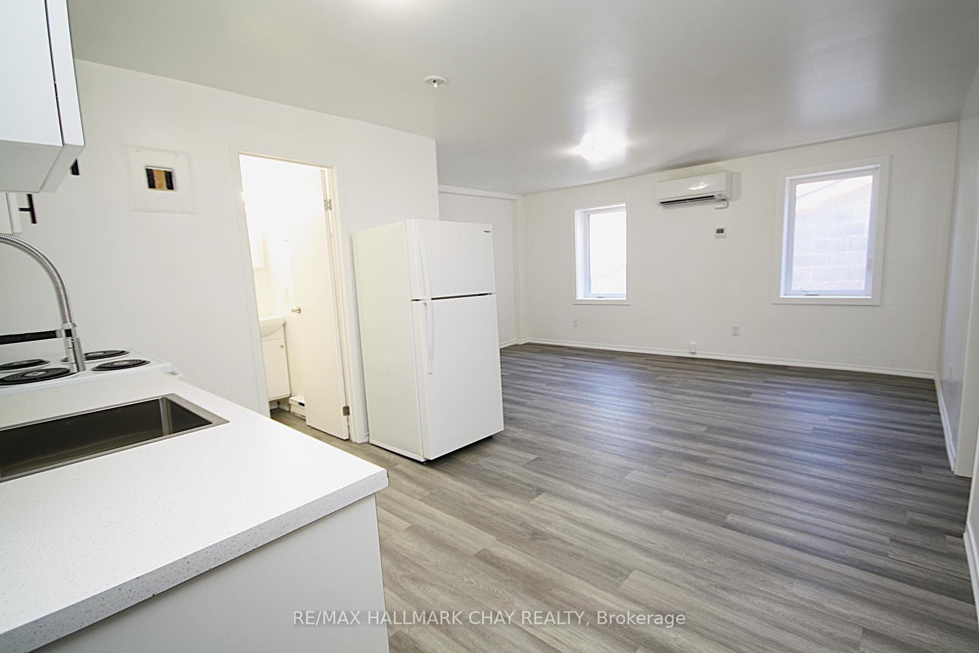 58 Queen Street Unit 3 photo 3